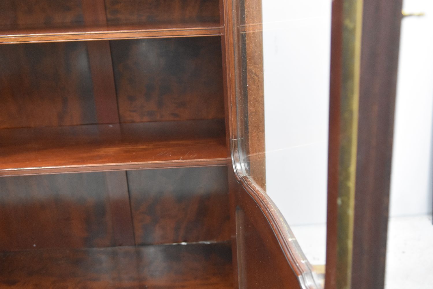 Transition style library marquetry and gilded bronze on marble