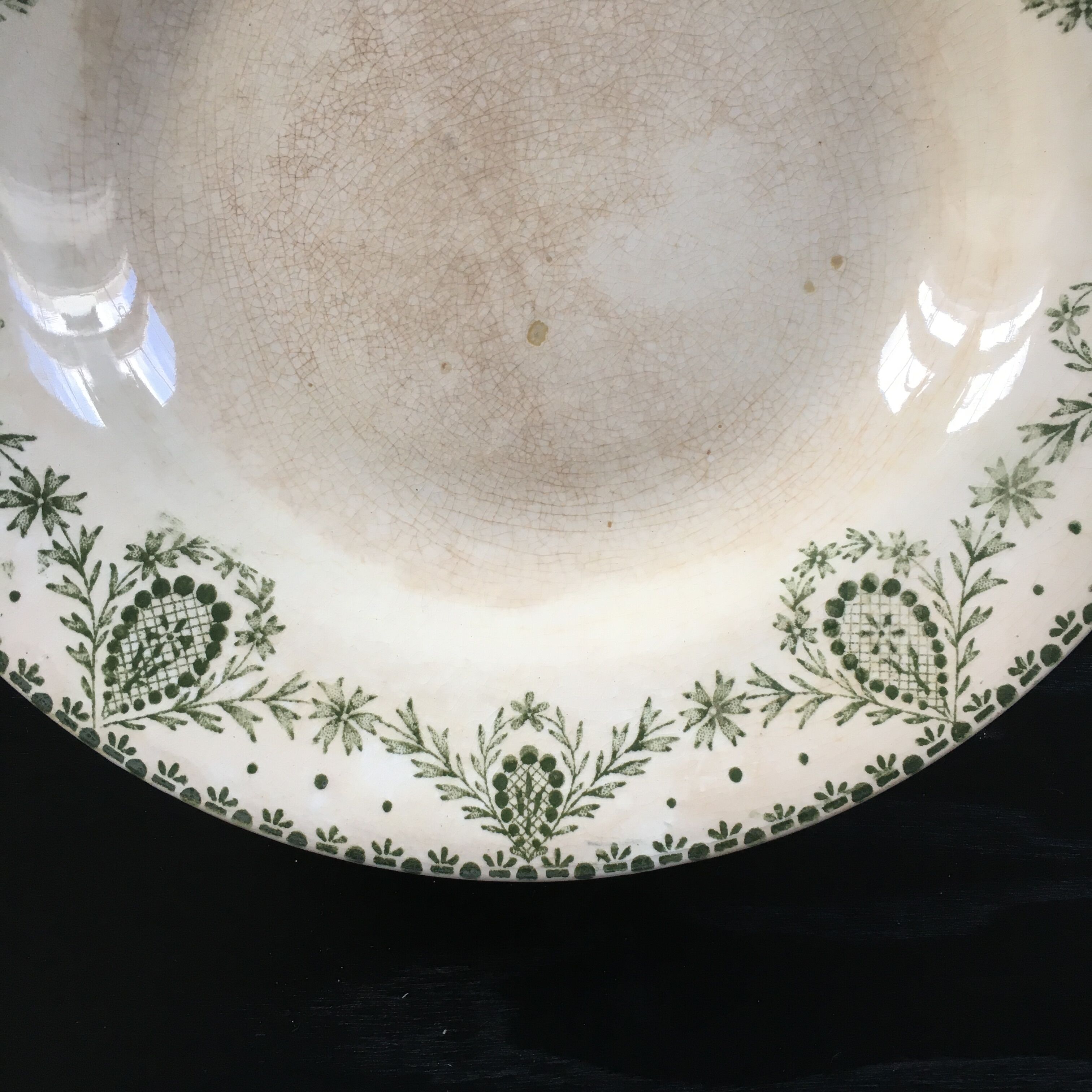 Old plate décor Brussels