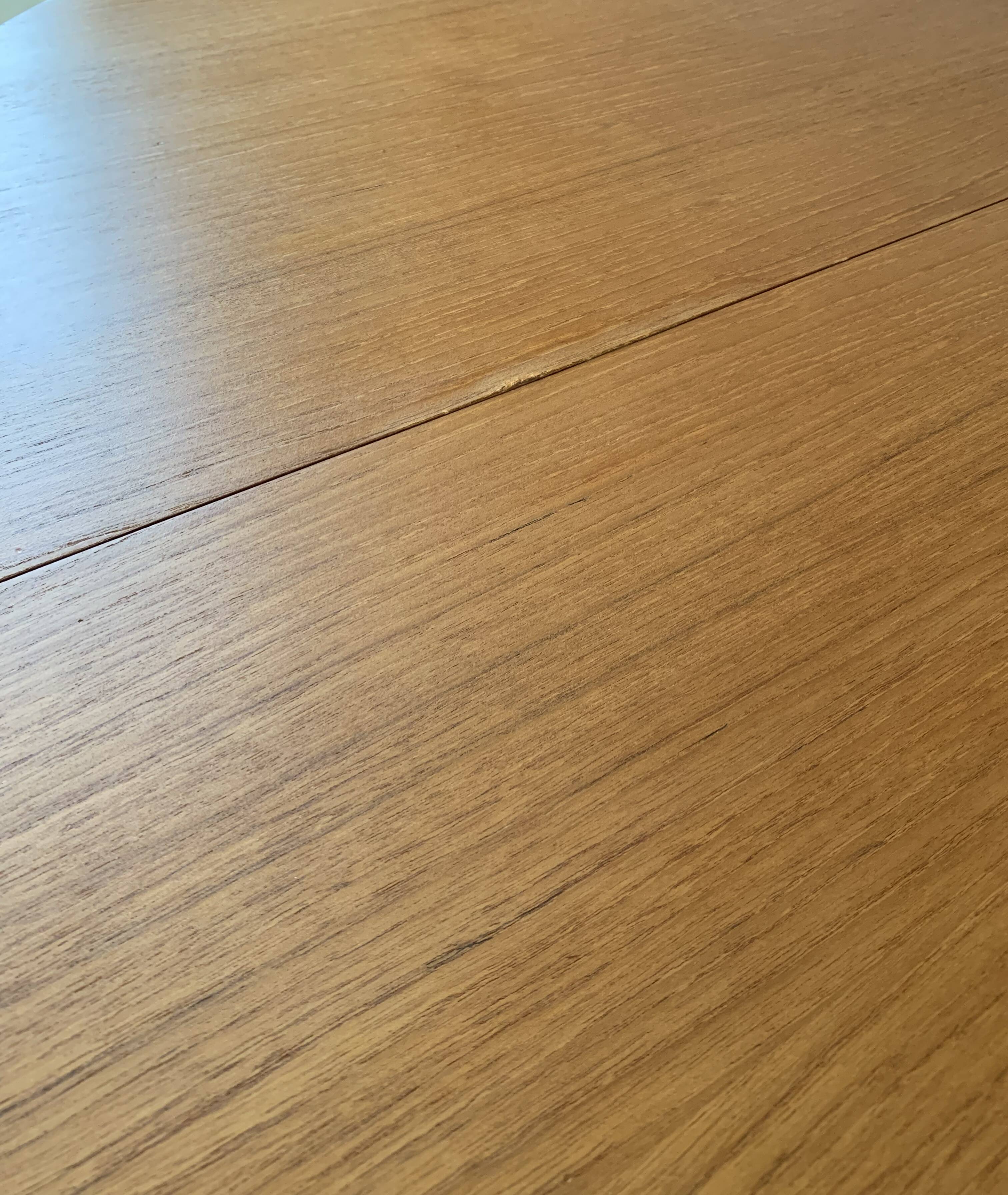 Vintage scandinavian table from the 60s extendable with butterfly extension