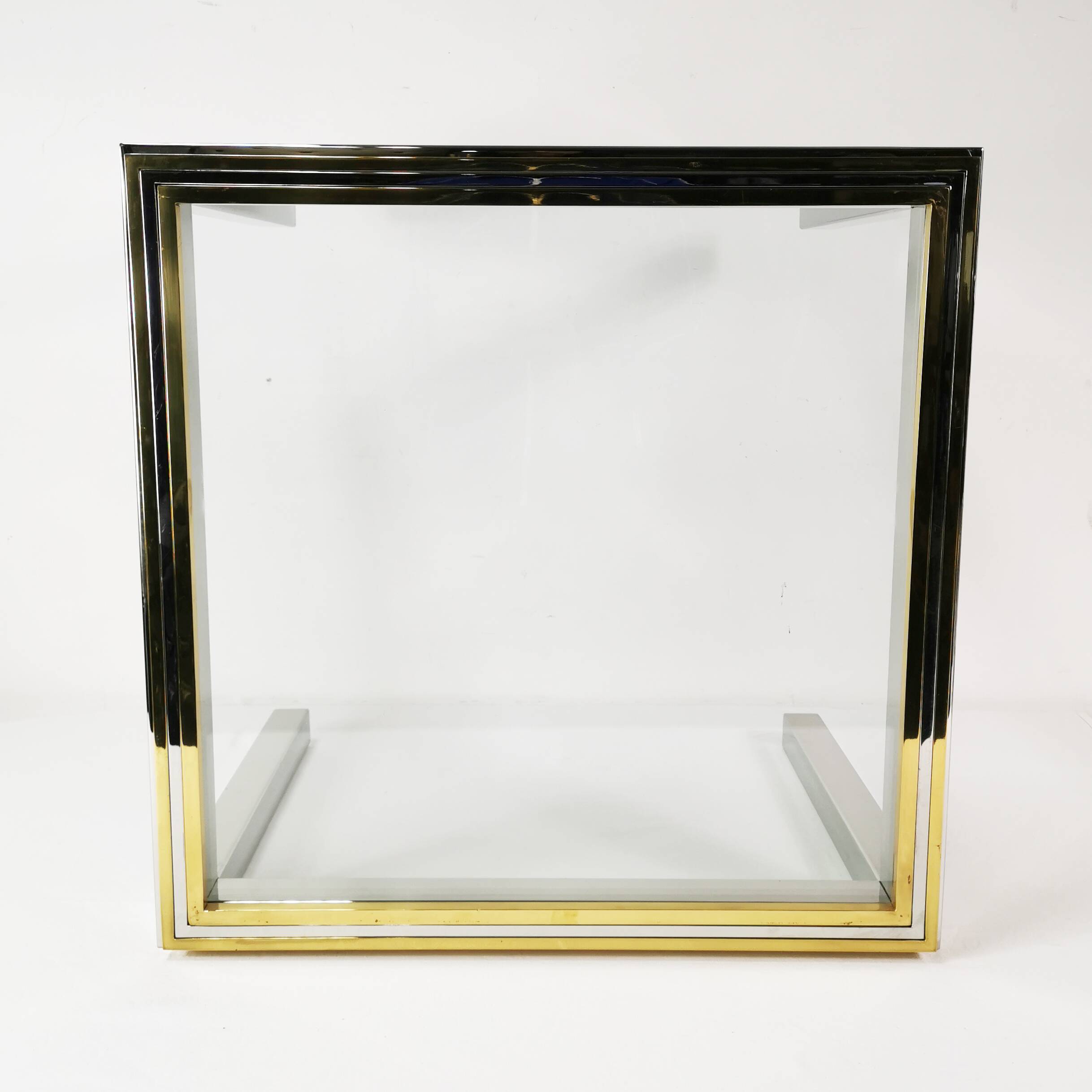 Modernist coffee table, Italy 1970s.