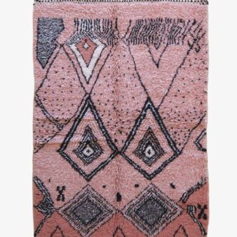 Modern Pink Rug - 185 x 135 cm