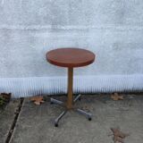 Round bistro table, pedestal table