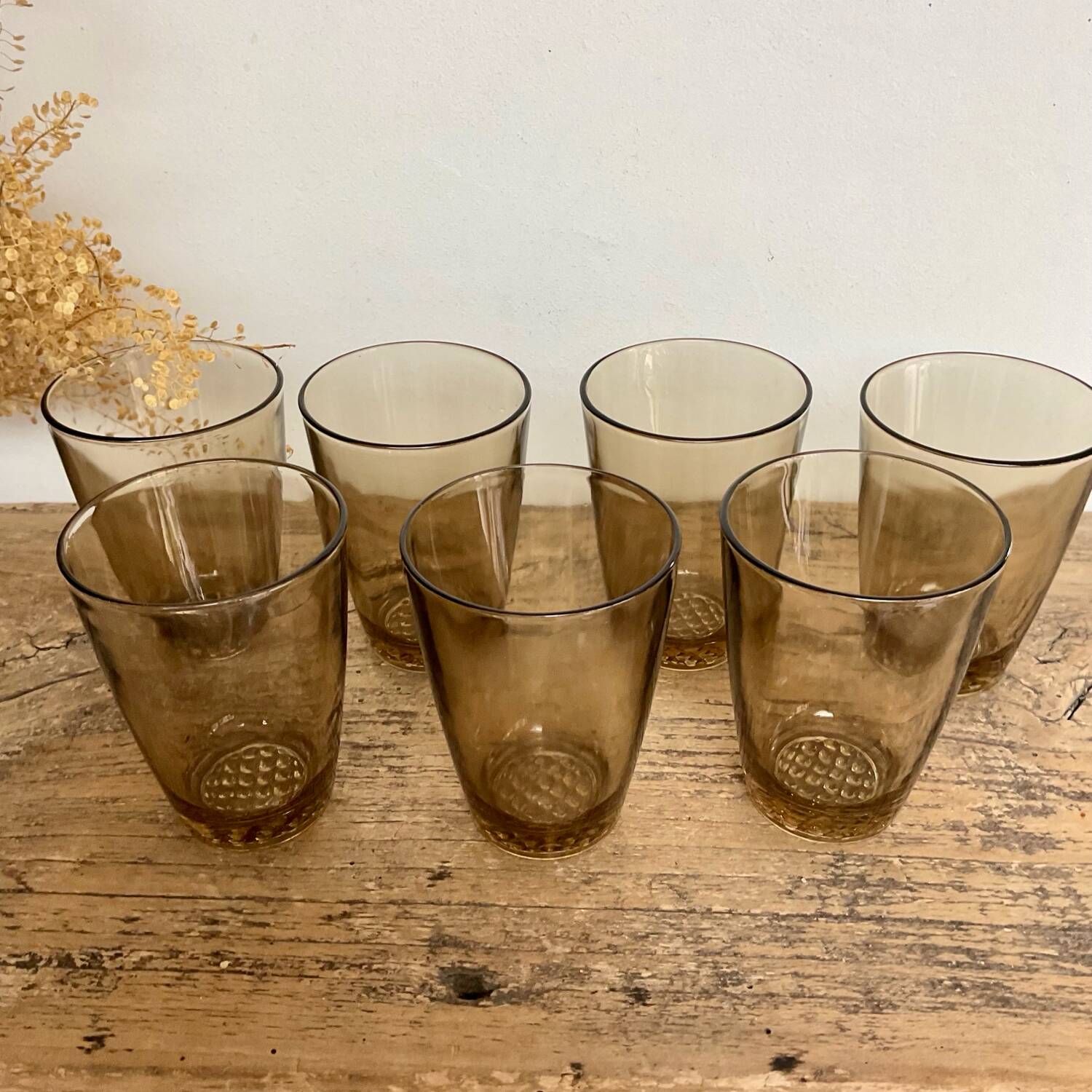7 small vintage smoked glasses
