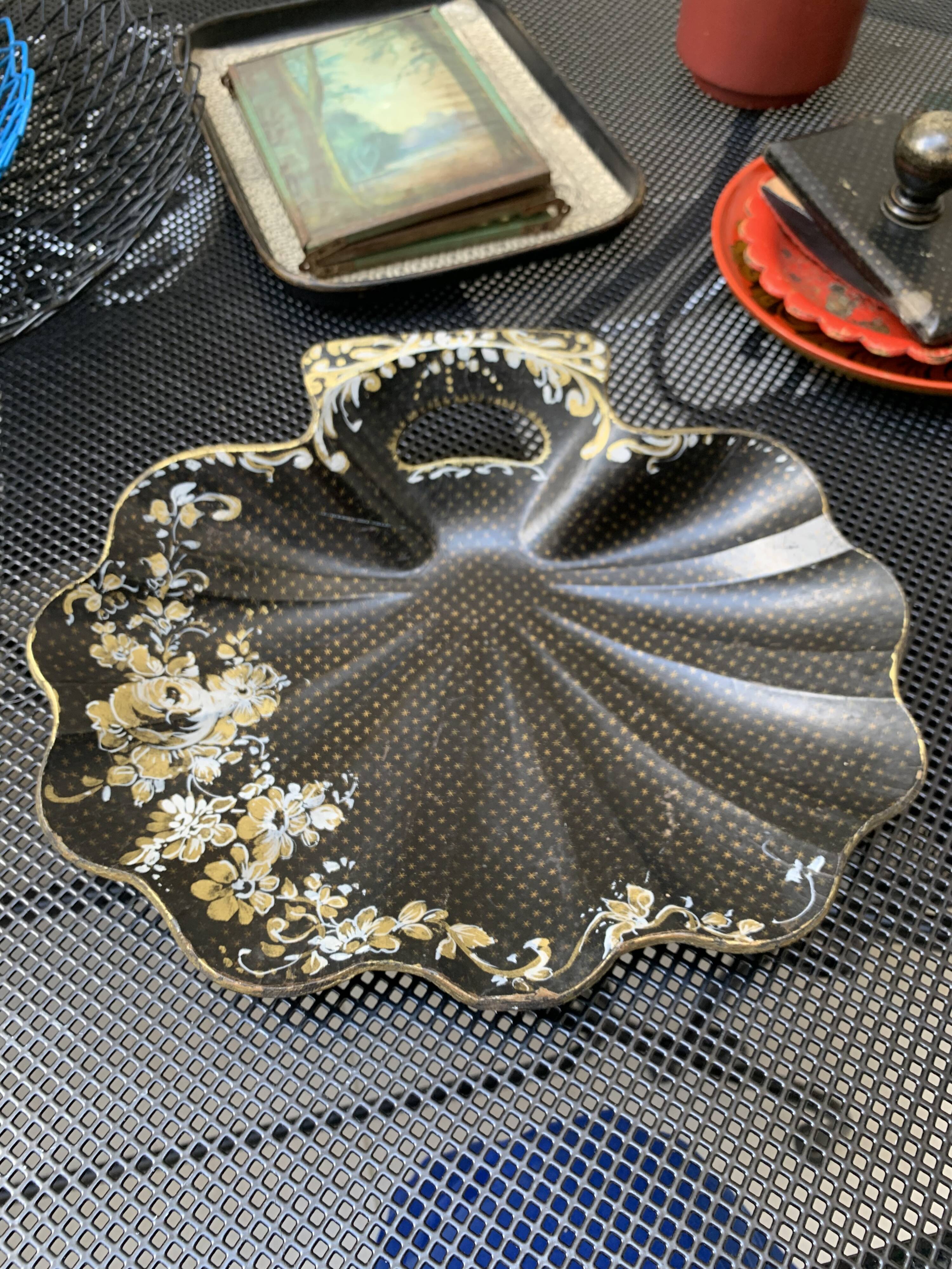 Napoleon III boiled cardboard pocket tray