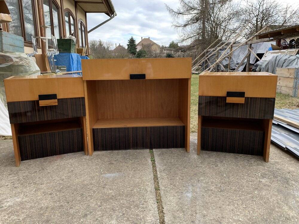 Mid-century brown and black lacquer dressing table set with 2 bedside tables.