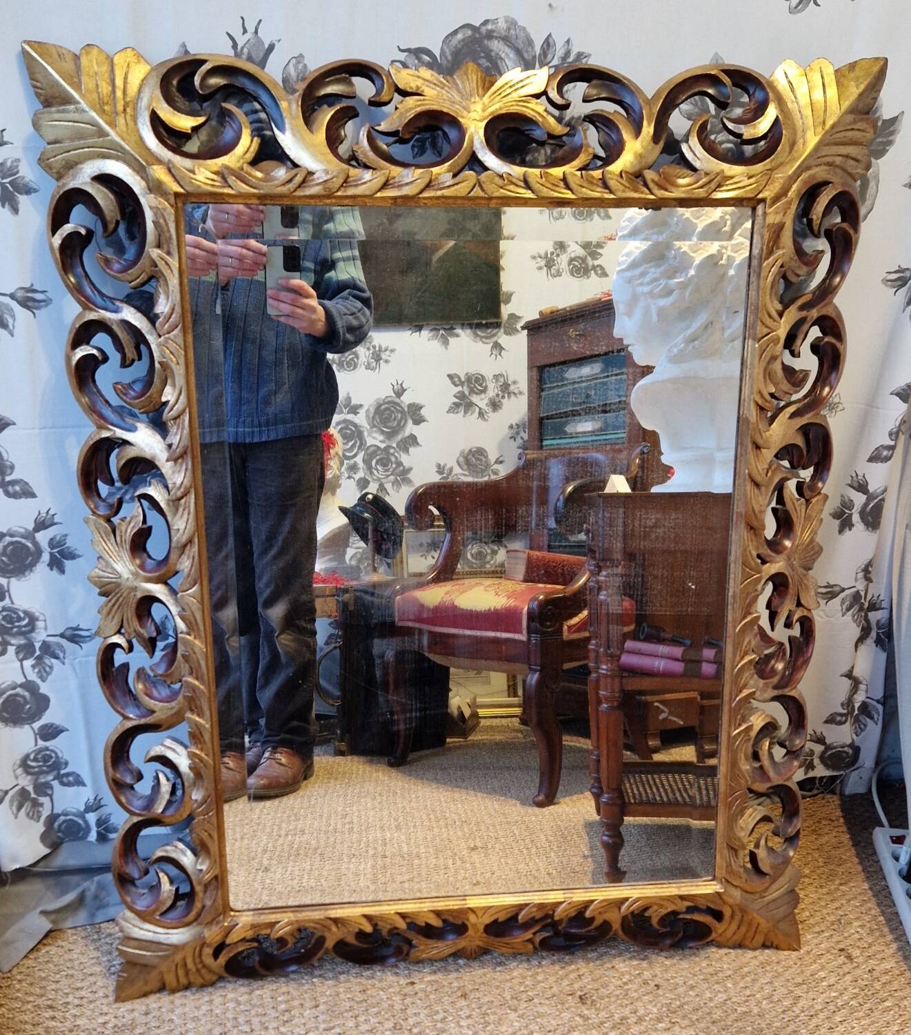 Golden rocaille mirror