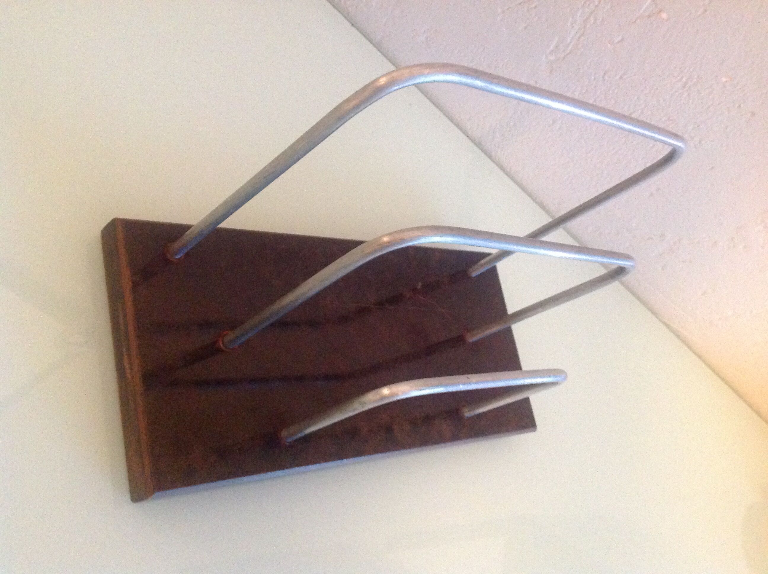 Letter holder in bakelite and chromed metal art deco style / 30s-40s