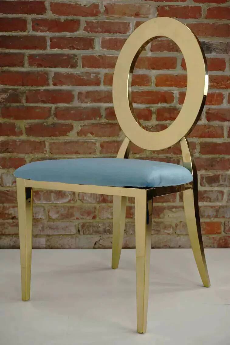 Chaise doré et assise velours turquoise