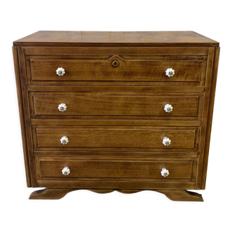Antique chest of drawers