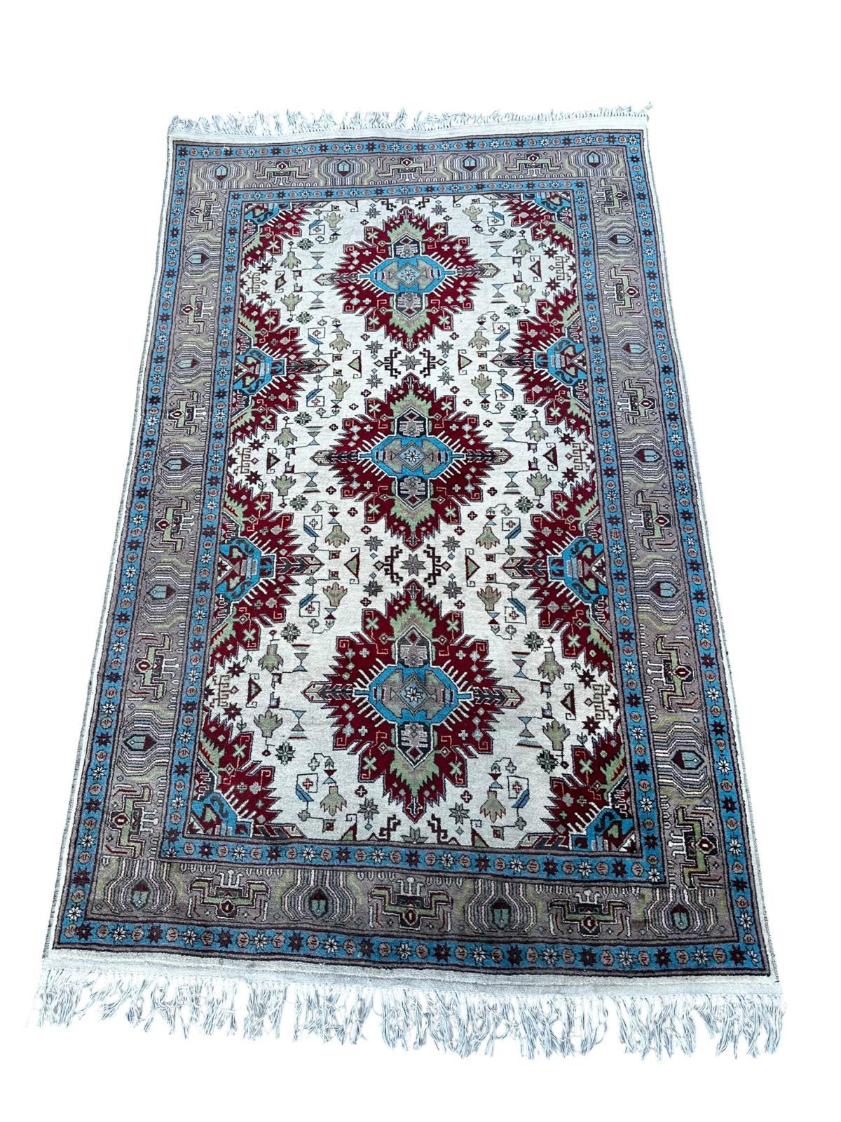 Handmade Persian rug 190cm x 120cm