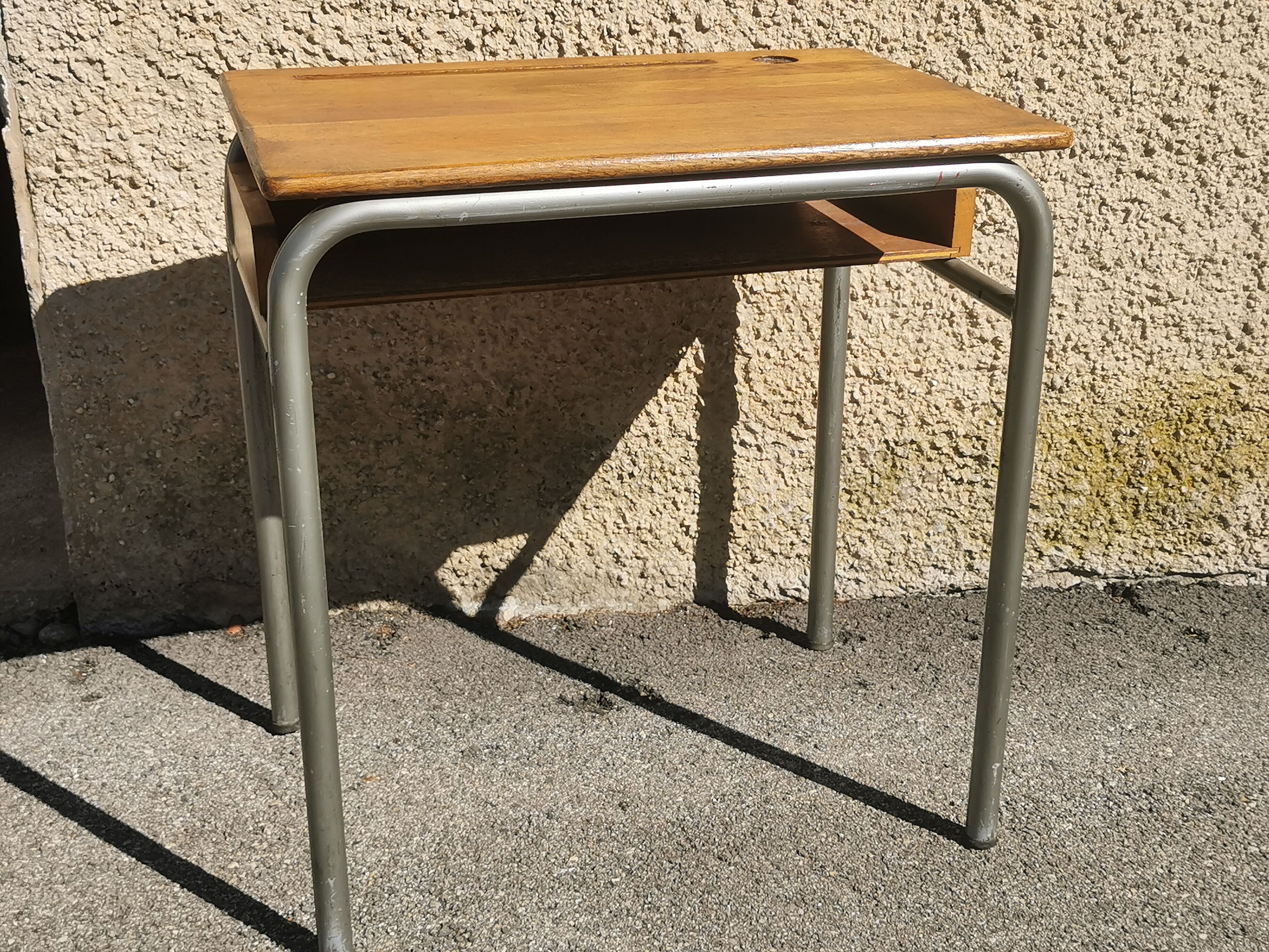 Table bureau vintage