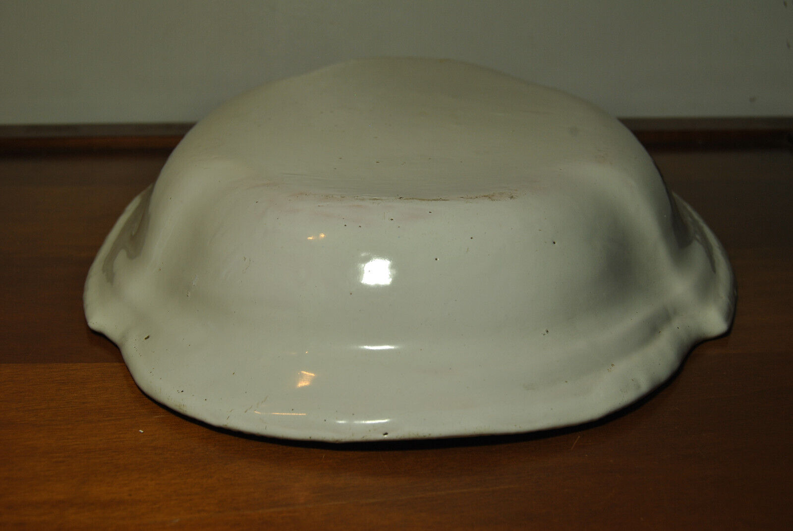 Flat ewer basin earthenware Moustiers Sud France 18th century flower solanée