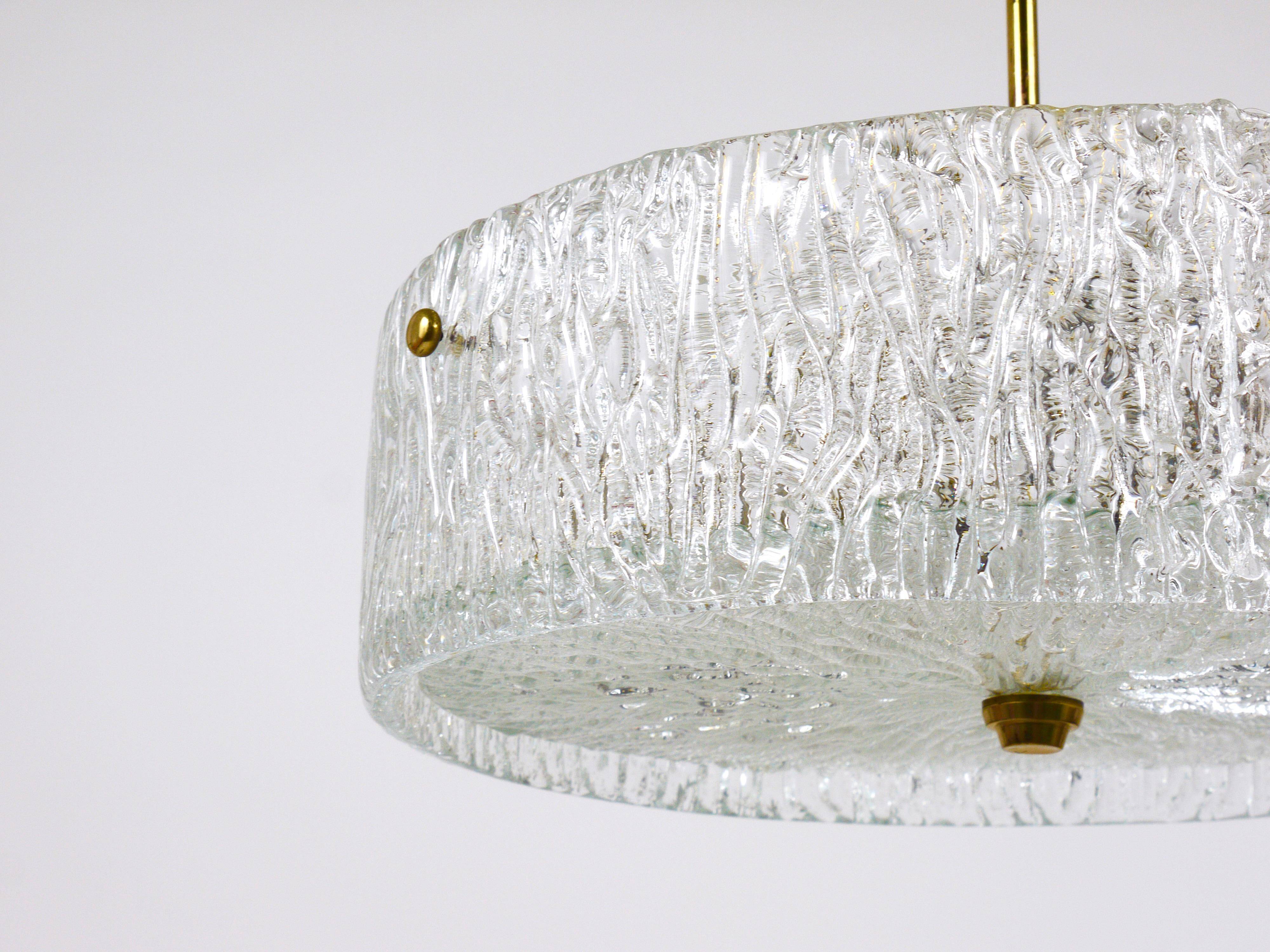 J.T. Kalmar Lustre pendant light in brass and textured glass, 1950s