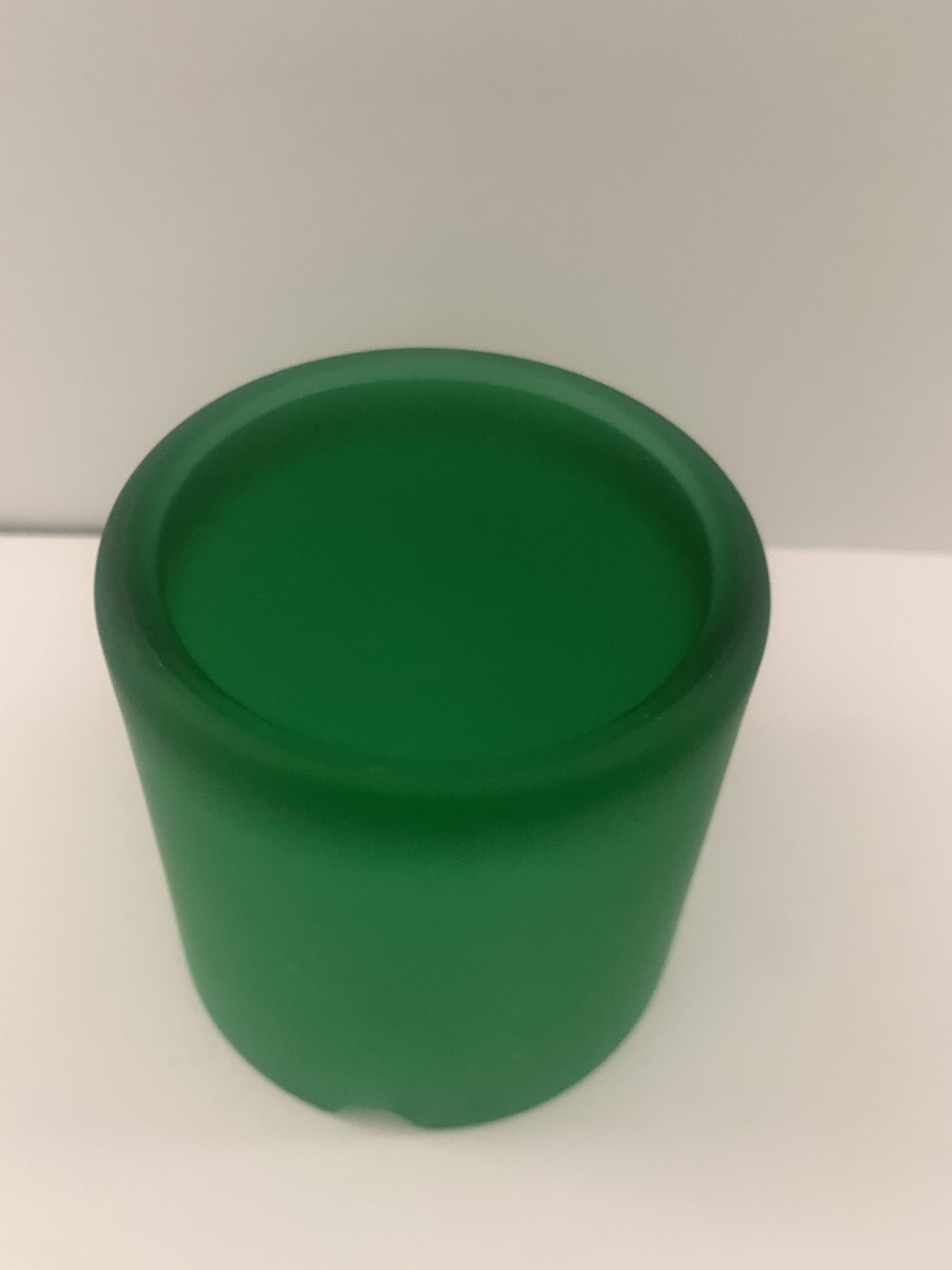cendrier basculant modèle 504 avec insert en Cromargan de WMF