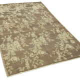 1970s Handwoven Decorative Anatolian Beige Carpet 131 cm x 195 cm