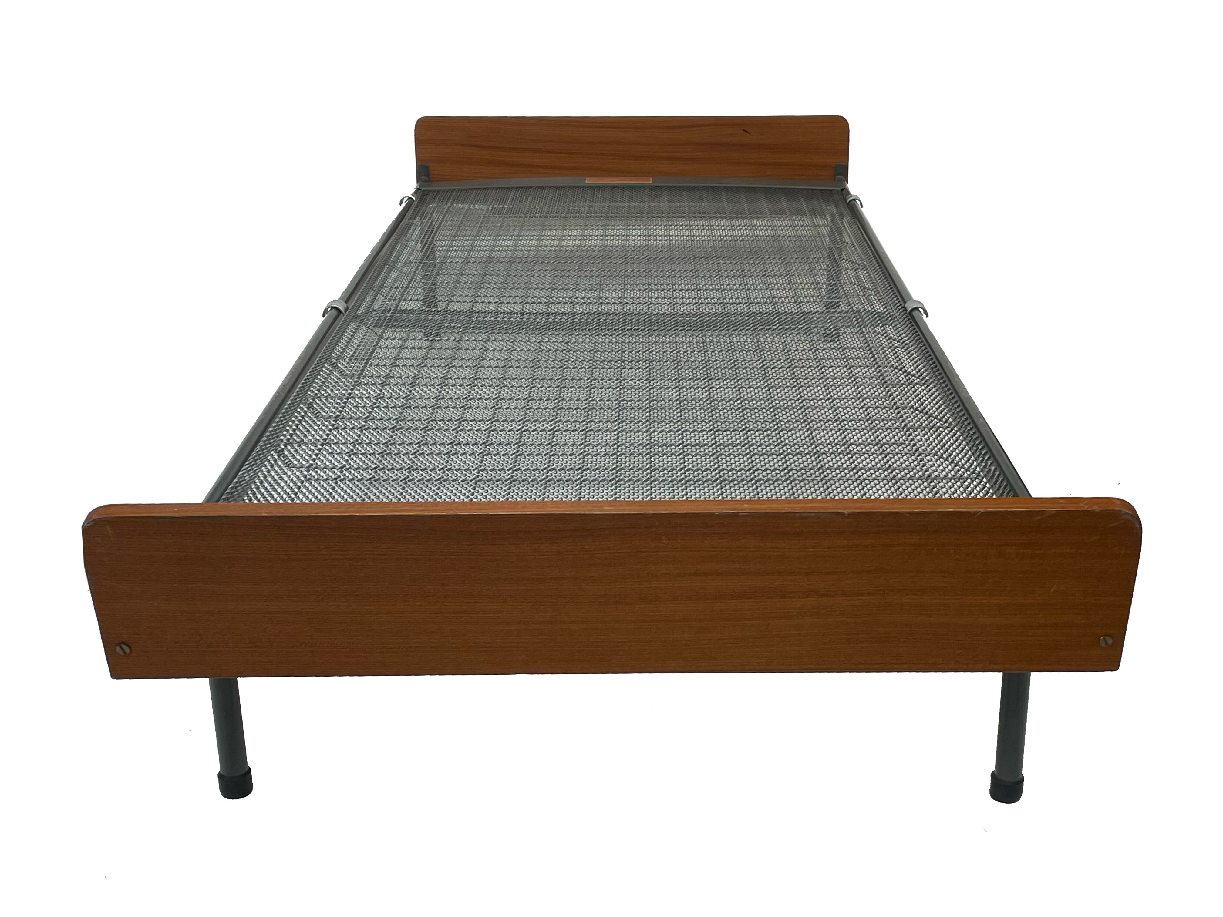 Vintage daybed of the 1960s Netherlands minimalist design