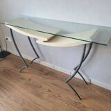 Artist console – Unique piece with contemporary design