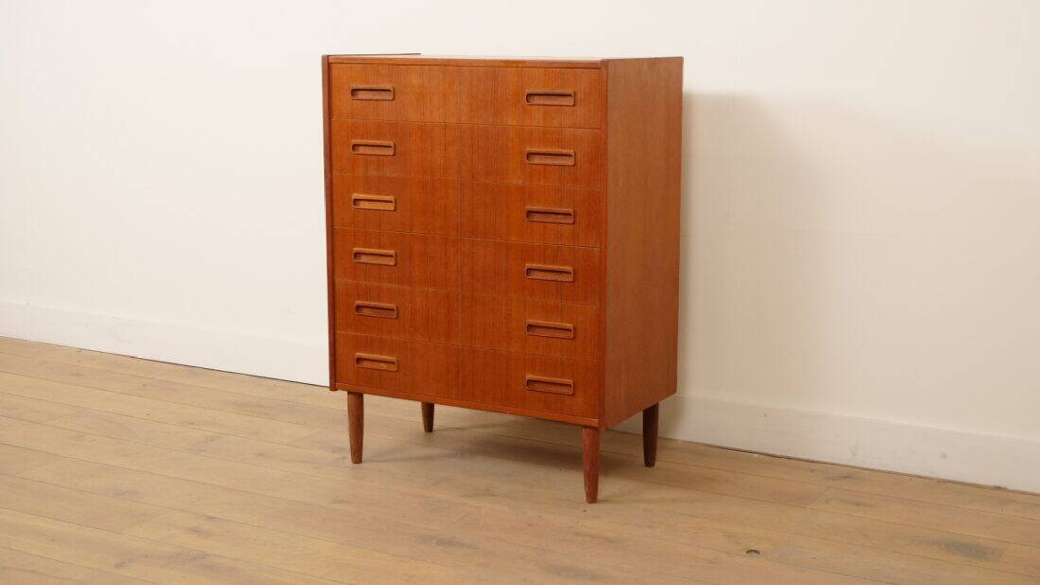 Vintage Danish chest of drawers | Teak | 6 drawers | 101 cm