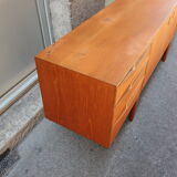 Enfilade Mcintosh teak of the 1960s