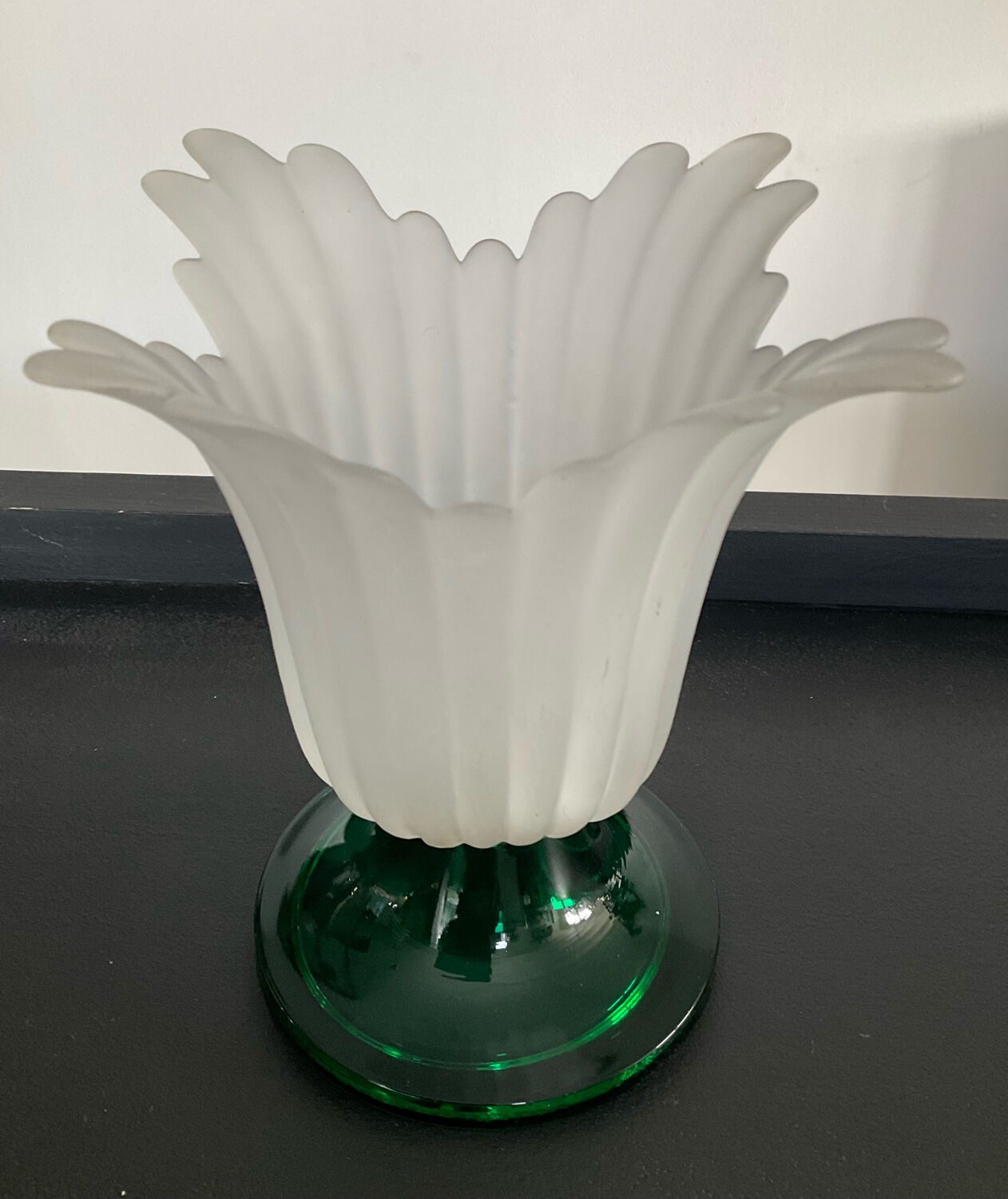 Vintage glass paste vase