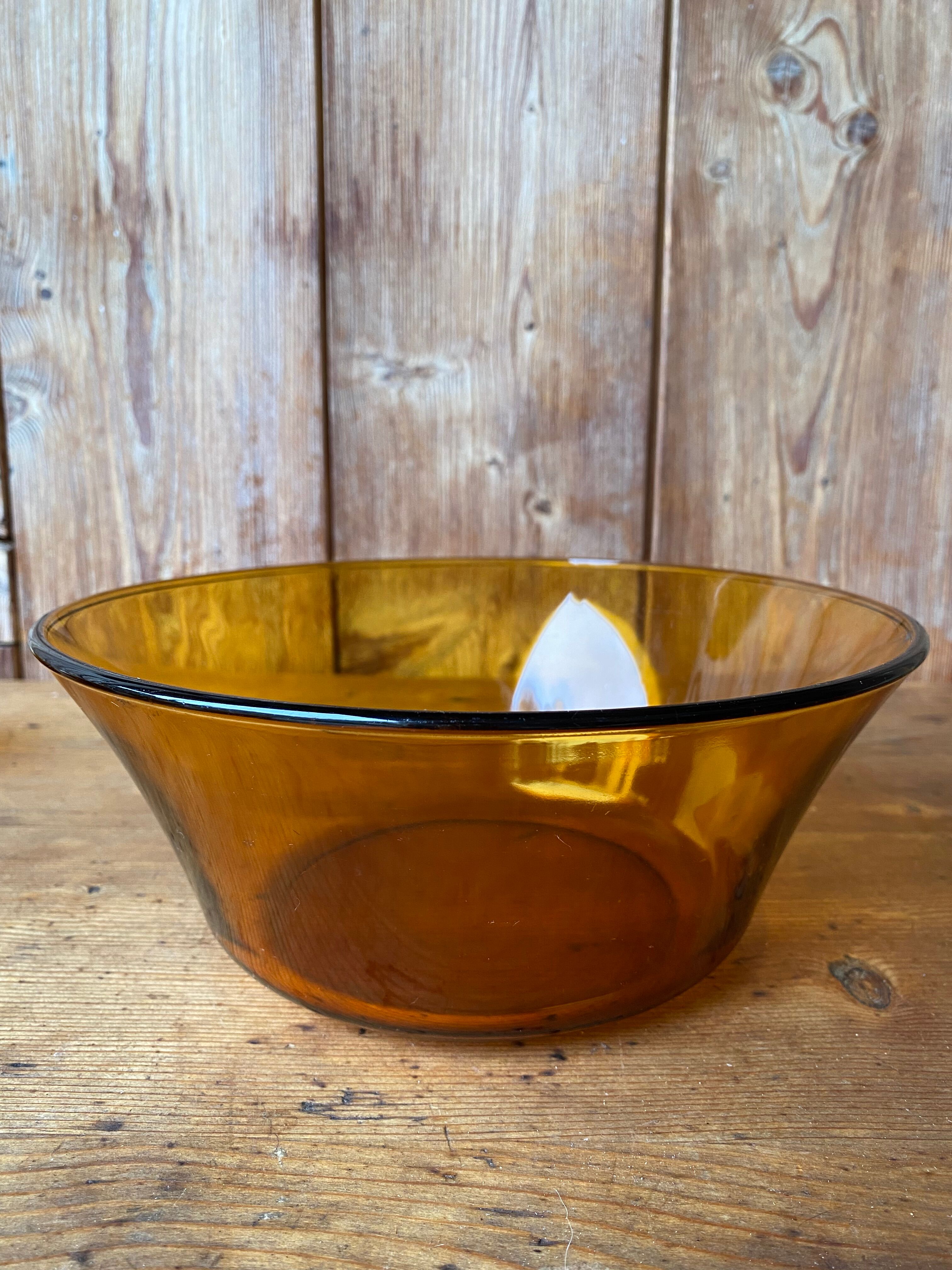 Salad bowl and raviers in tempered glass Vereco amber brown