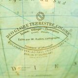 Globe monde lumineux en verre et laiton par Paul Oestergaard pour Colombus Verlag - années 1950