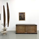 Grand Counter of Old Commerce in Pine