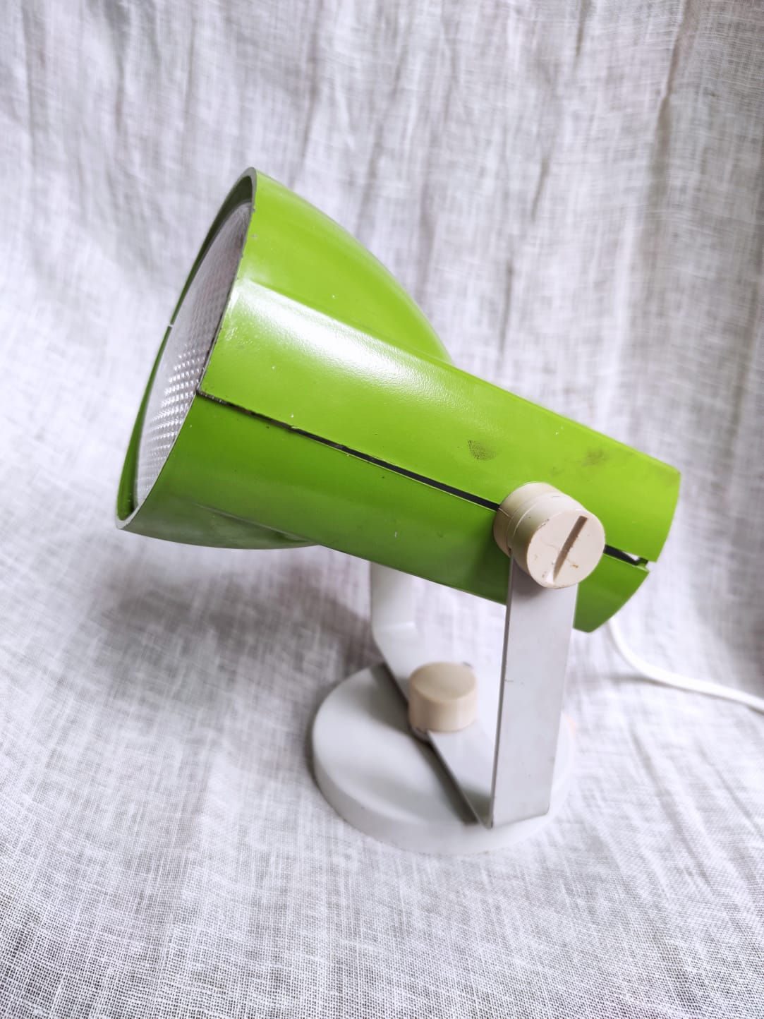 Apple green vintage metal table lamp