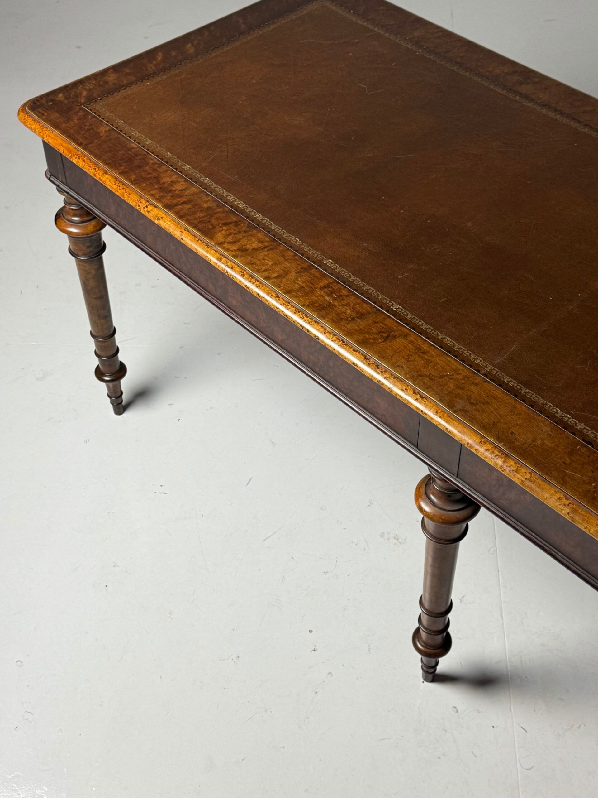 Victorian writing desk 1850-1870