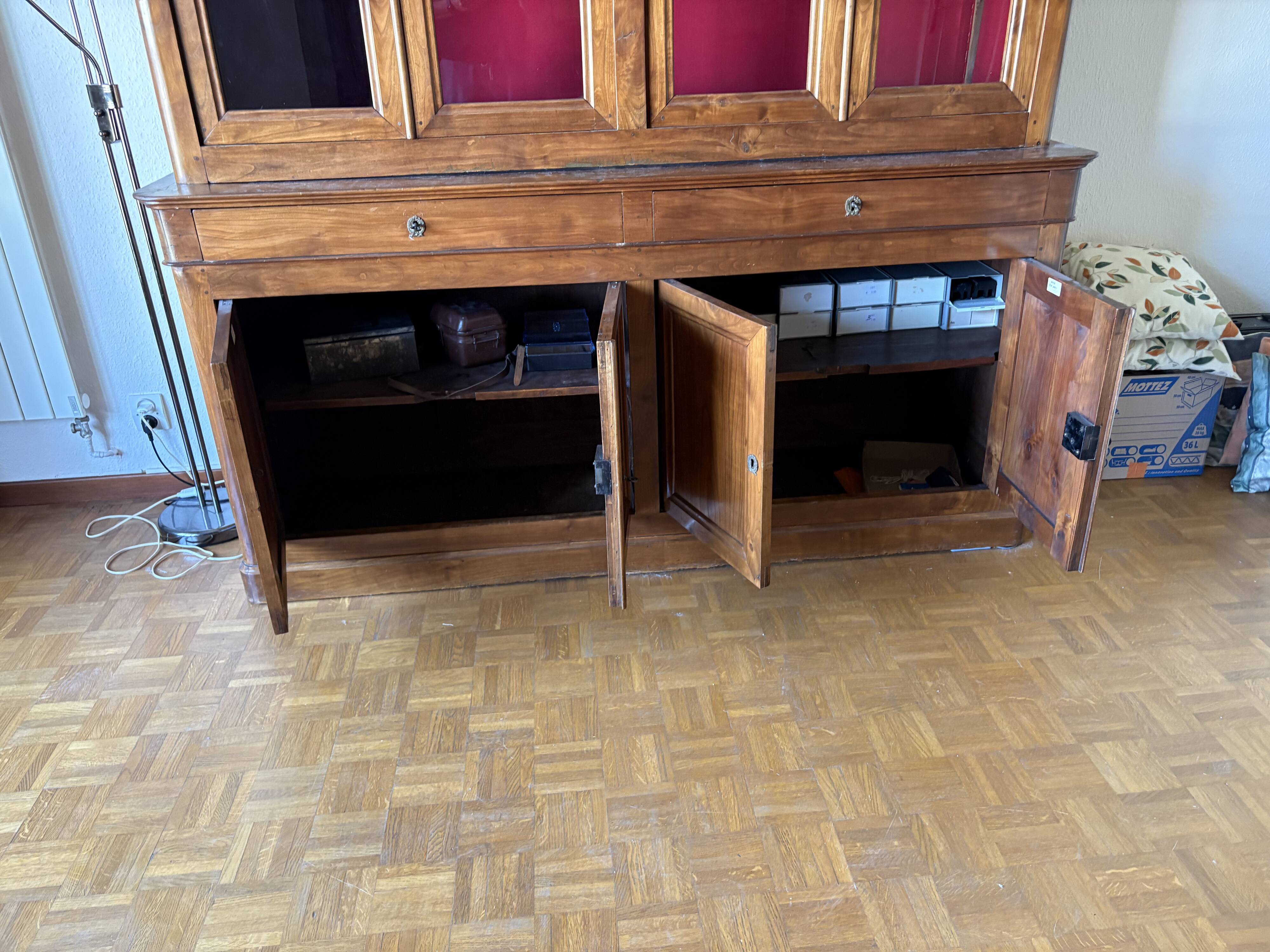 Bibliothèque sur buffet 2 corps, 4 portes