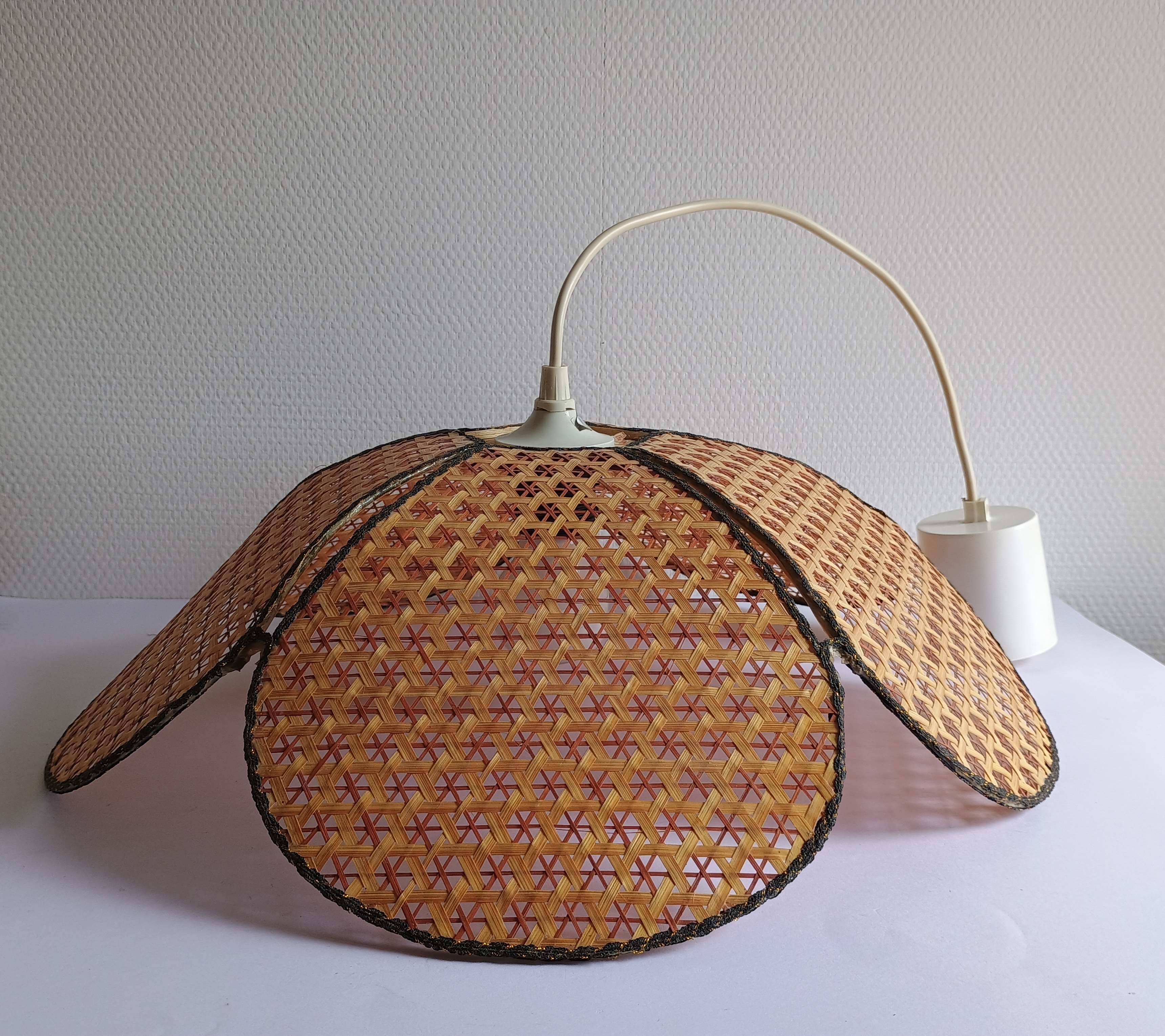 Lustre pétales bambou cannage vintage