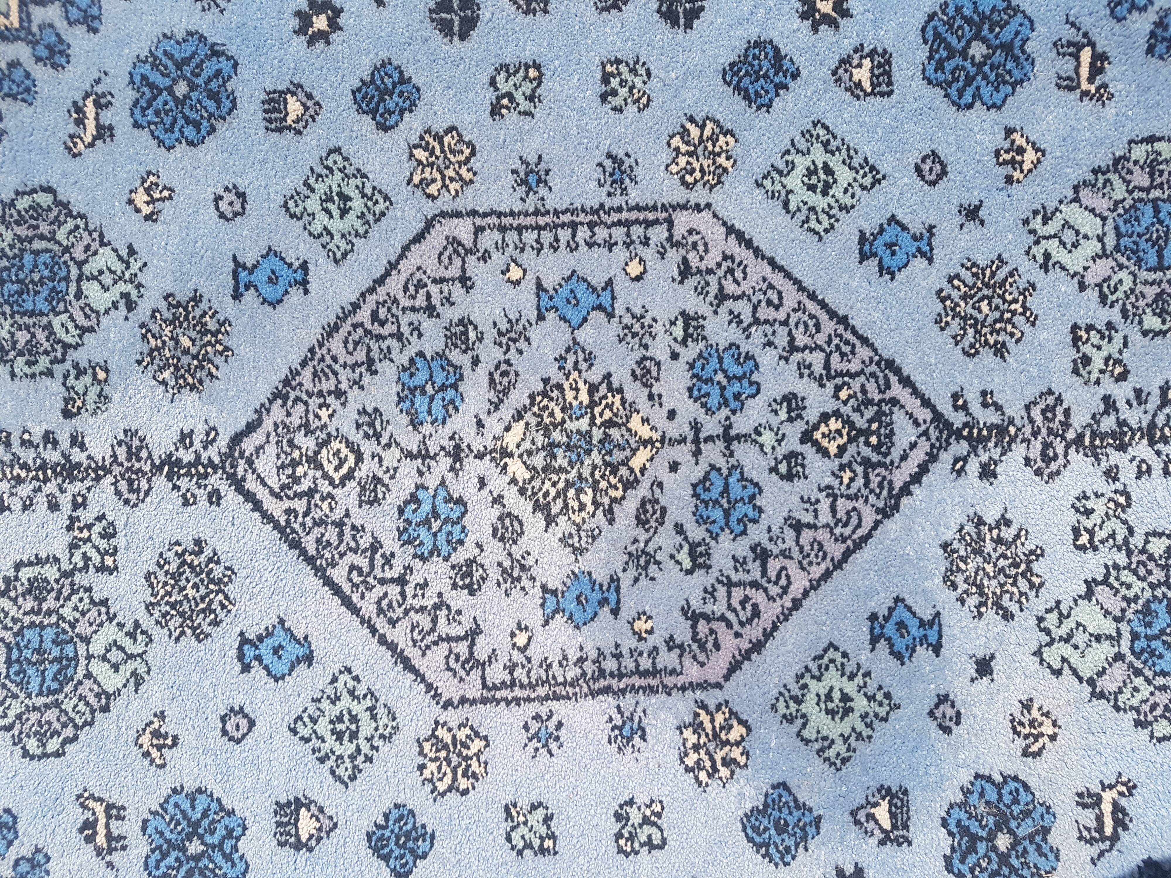 Handmade Persian carpet 100% wool 86x173cm