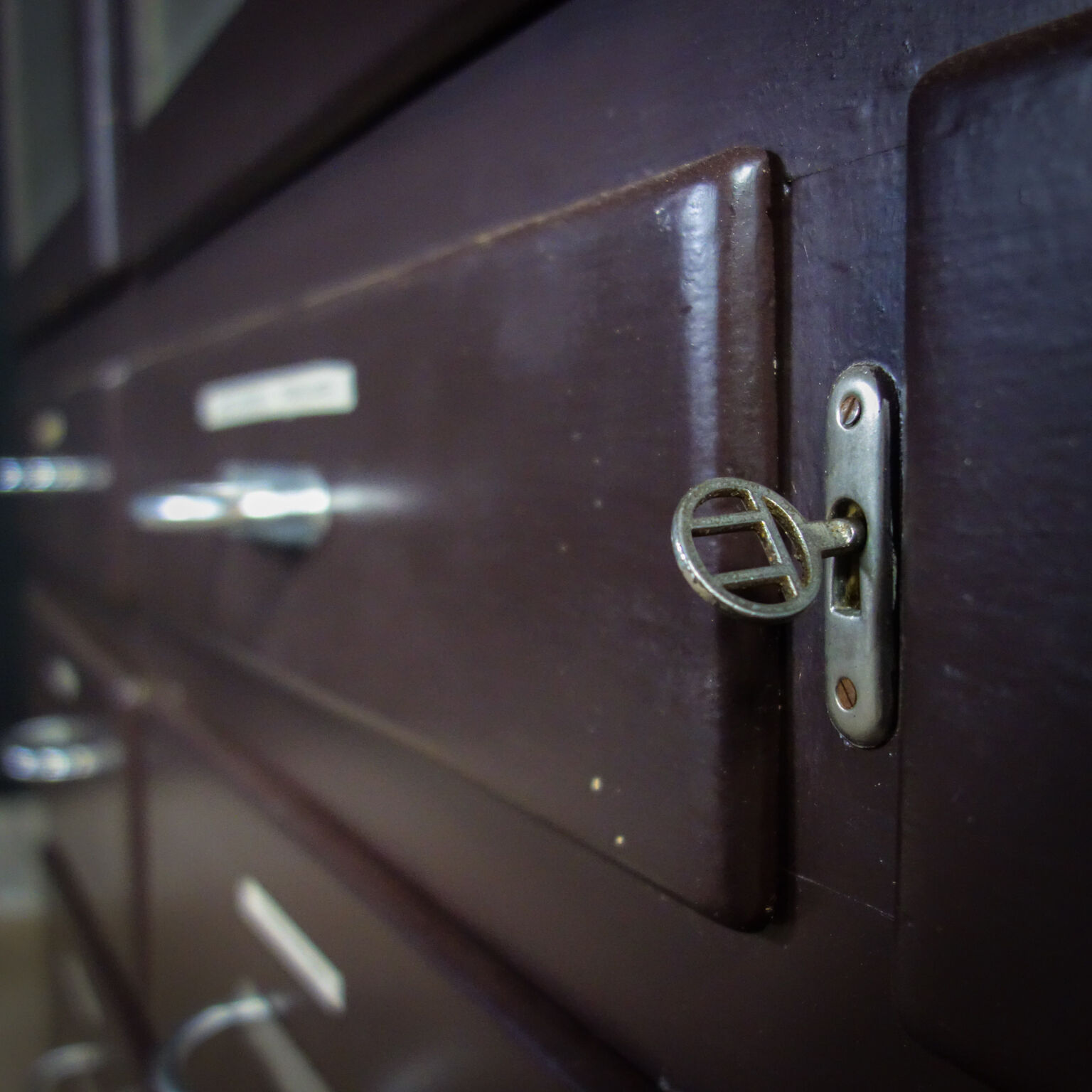 Medical display cabinet with drawers 1950
