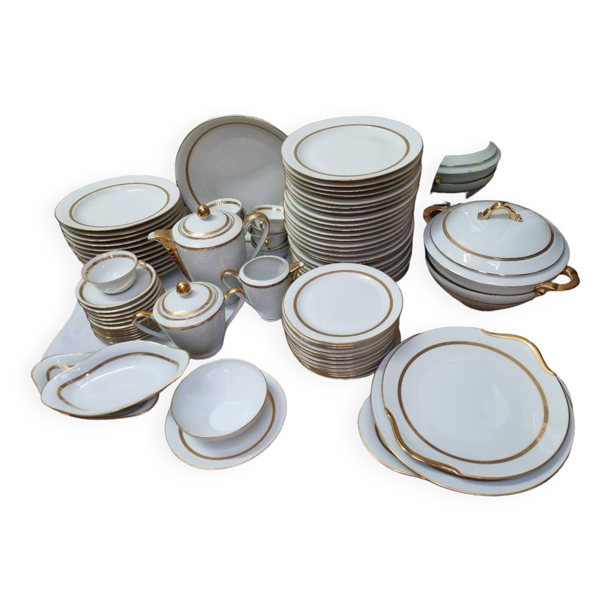 Limoges porcelain dinner service from 1930