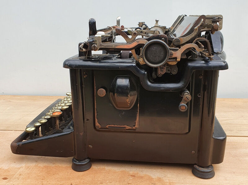 Remington Typewriter 1920
