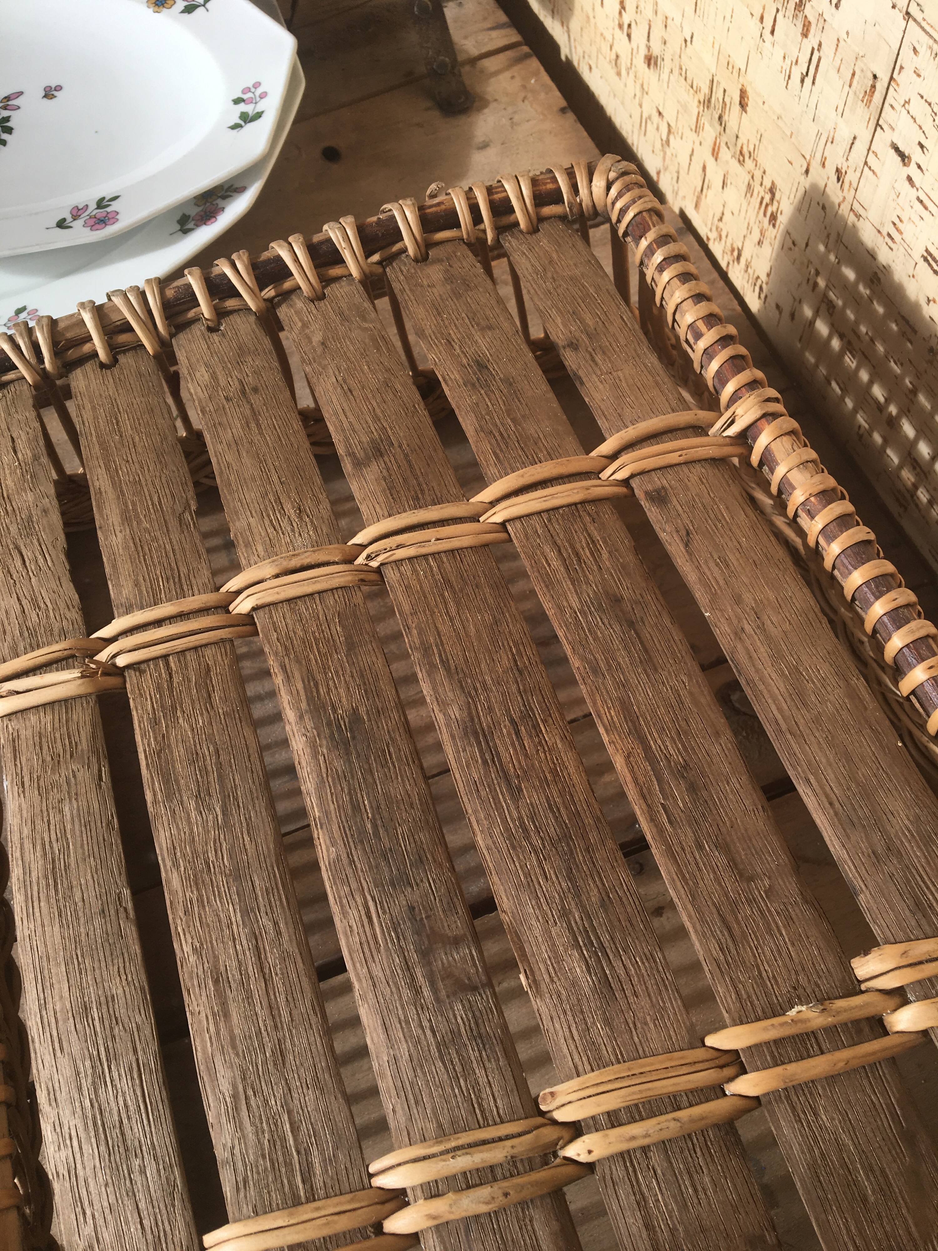 Rectangular wicker flat basket