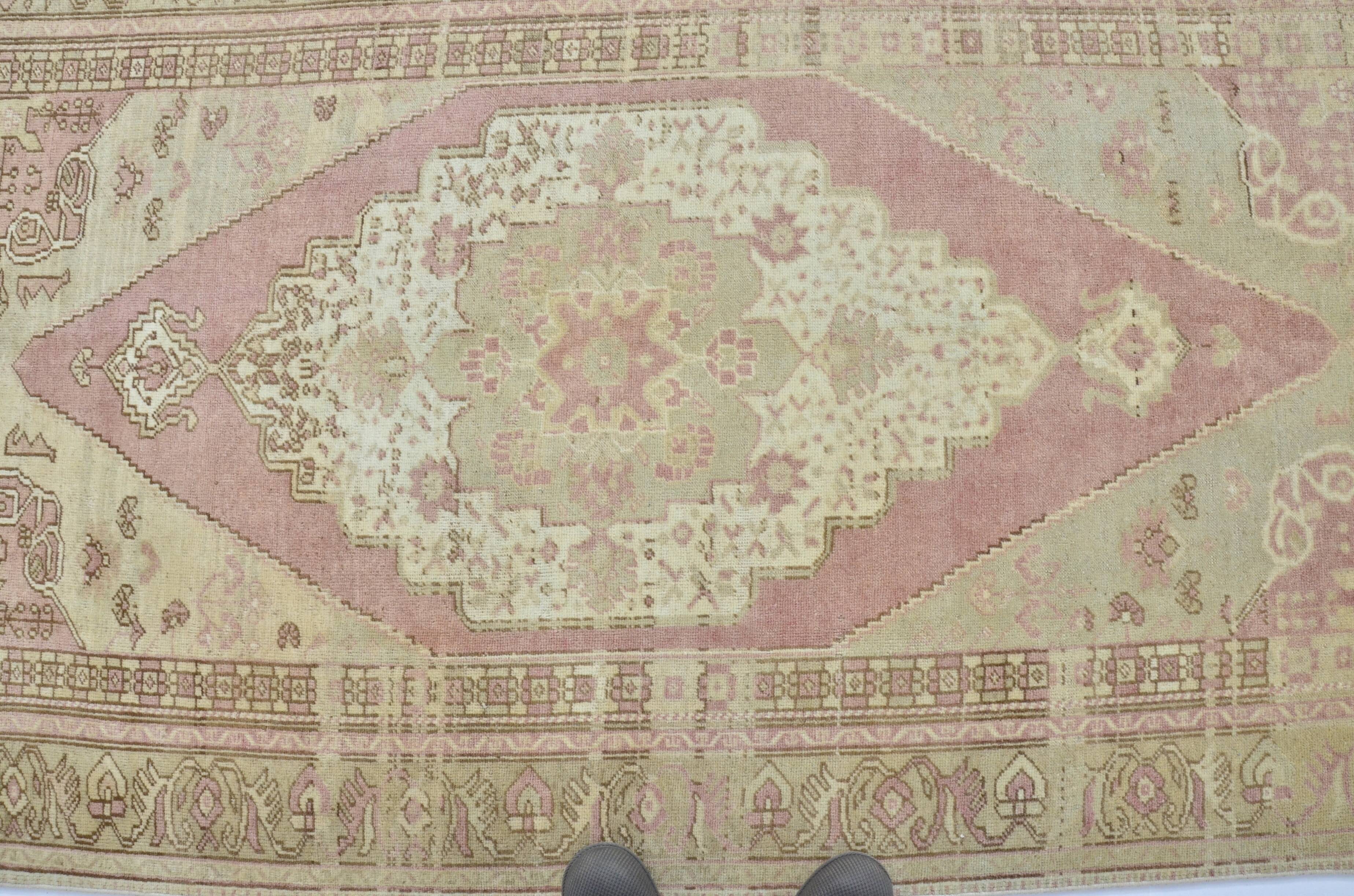 Hand-knotted Oushak decorative rug, ref. 3415