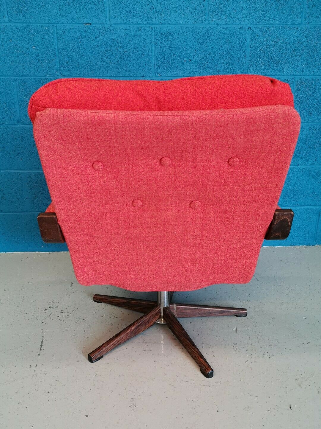 Vintage armchair, 1970s