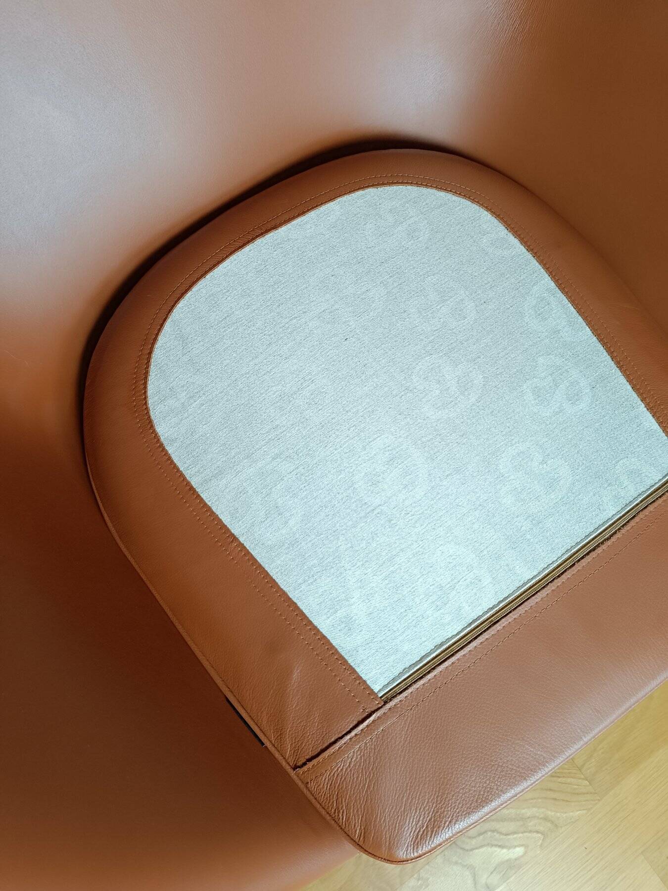Arne Jacobsen - Egg Chair - Arne Jacobsen - Lounge chair
