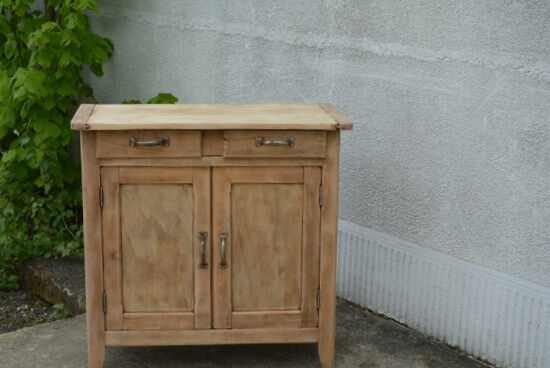 Parisian buffet in natural wood