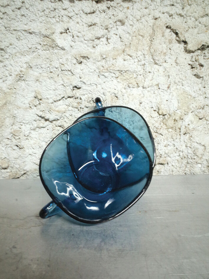 Set of 2 cups in blue glass Arcoroc