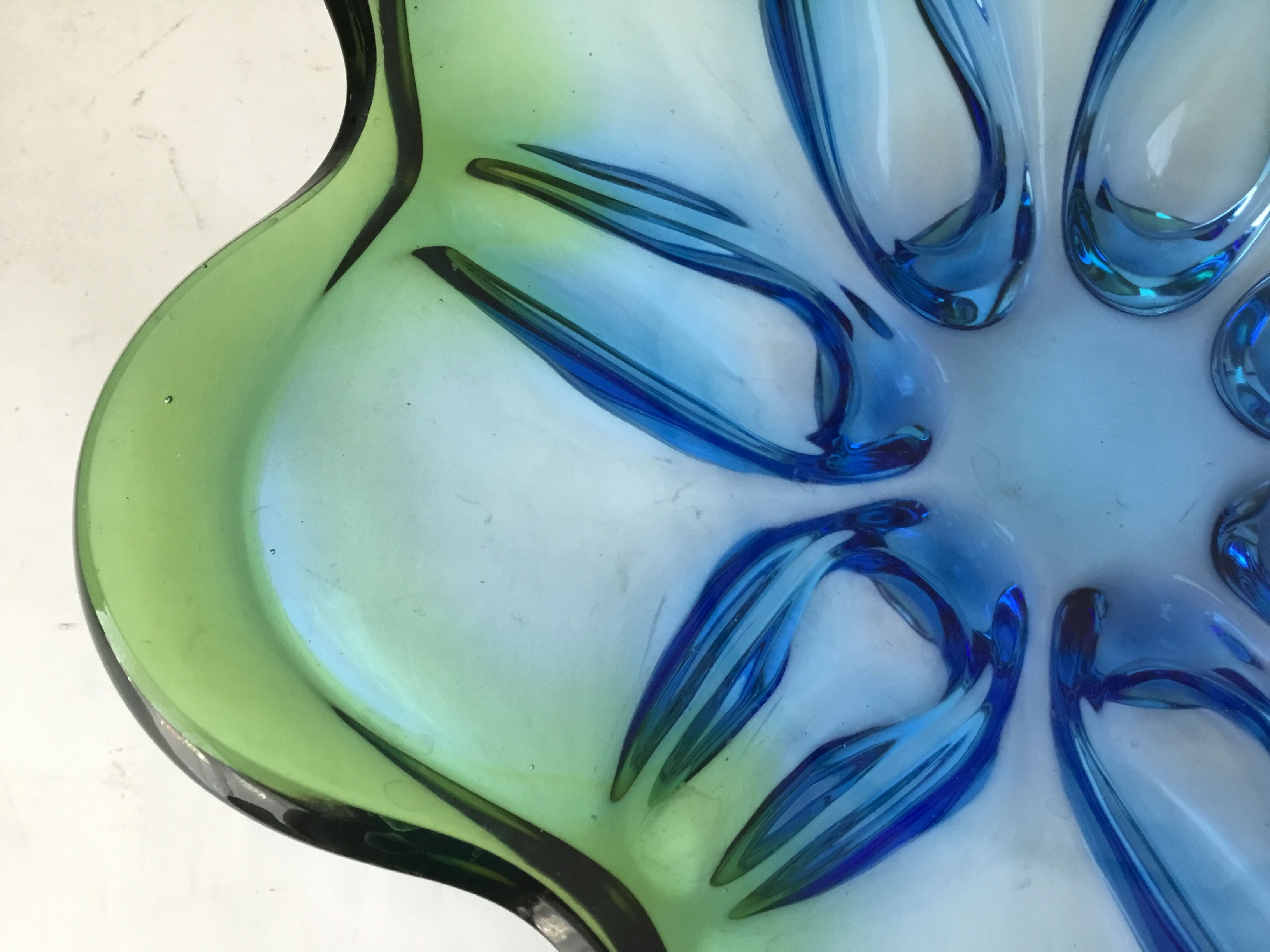 Large Murano glass cup