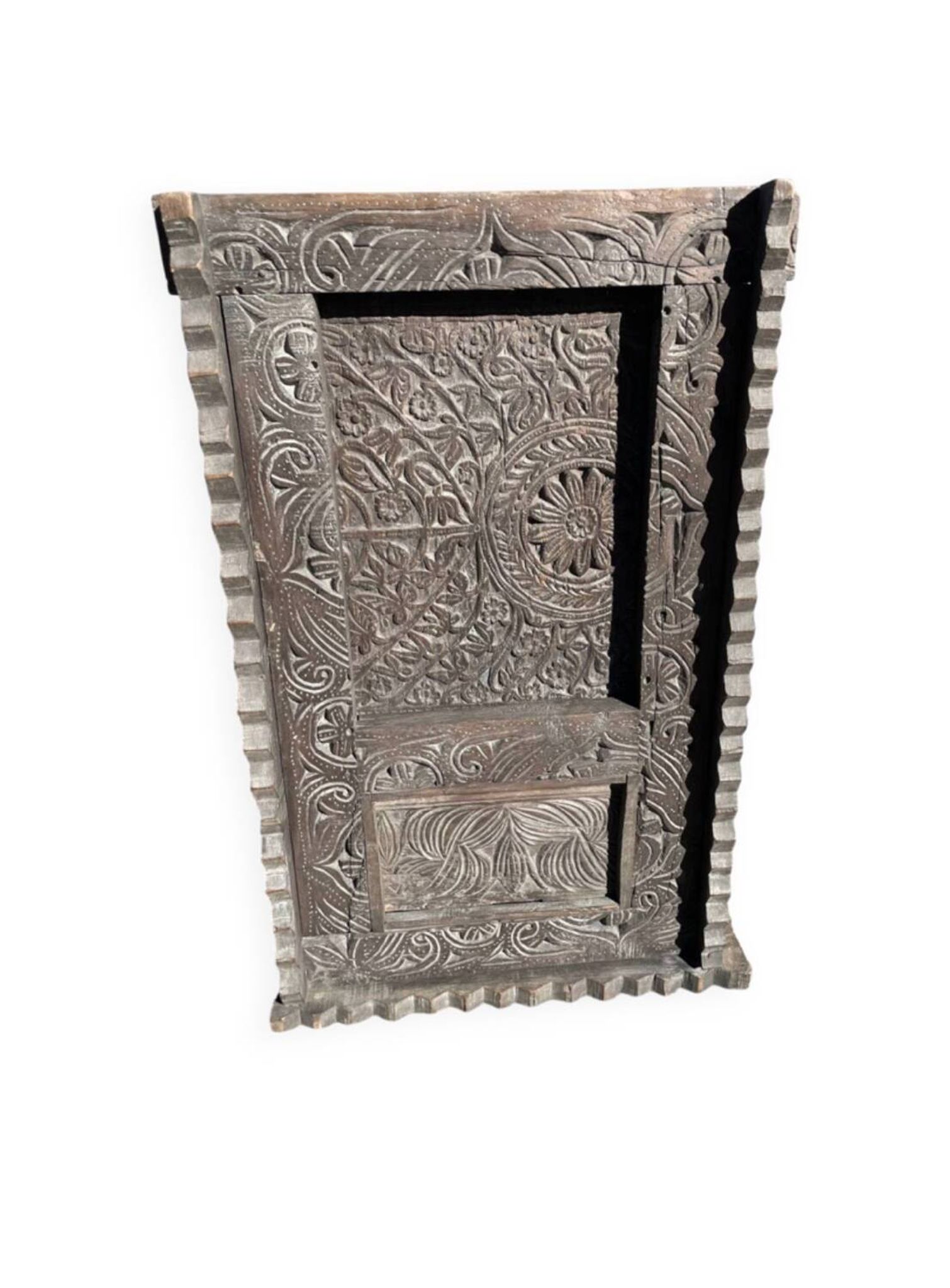 Himalayan Chalais Gate