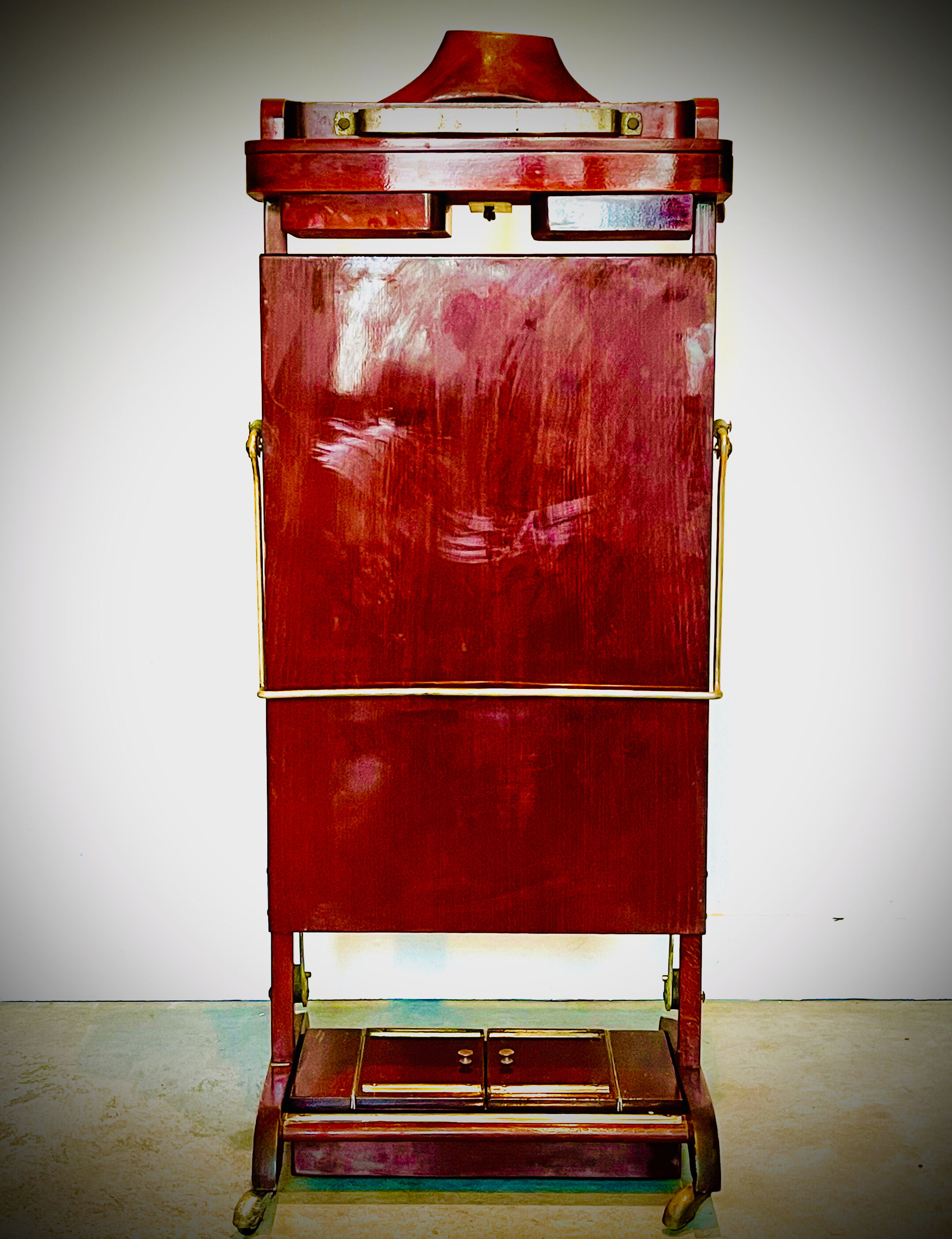 Full mahogany room & night valet for Fratelli Reguitti