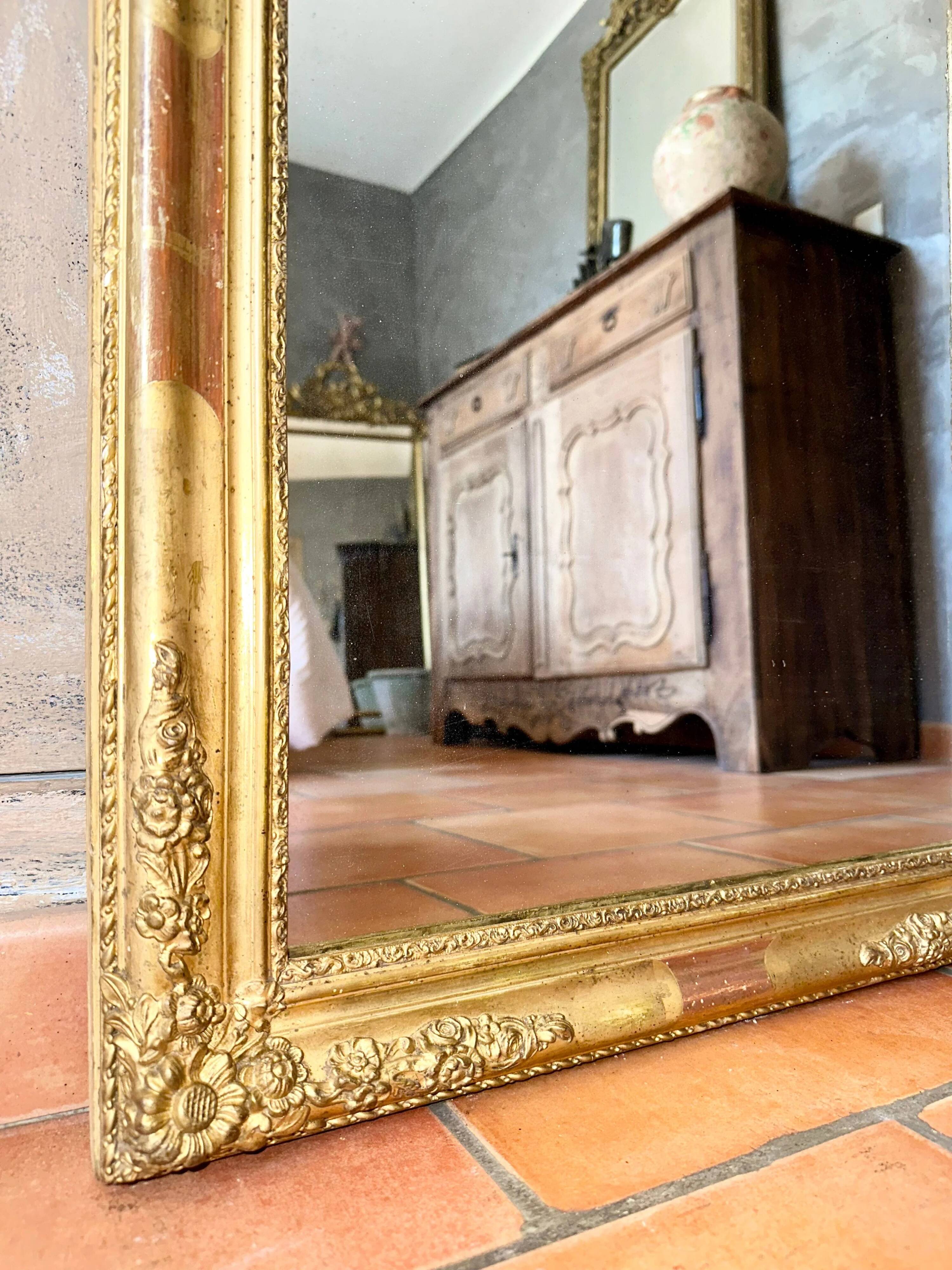 Miroir en stuc doré, début XIXème