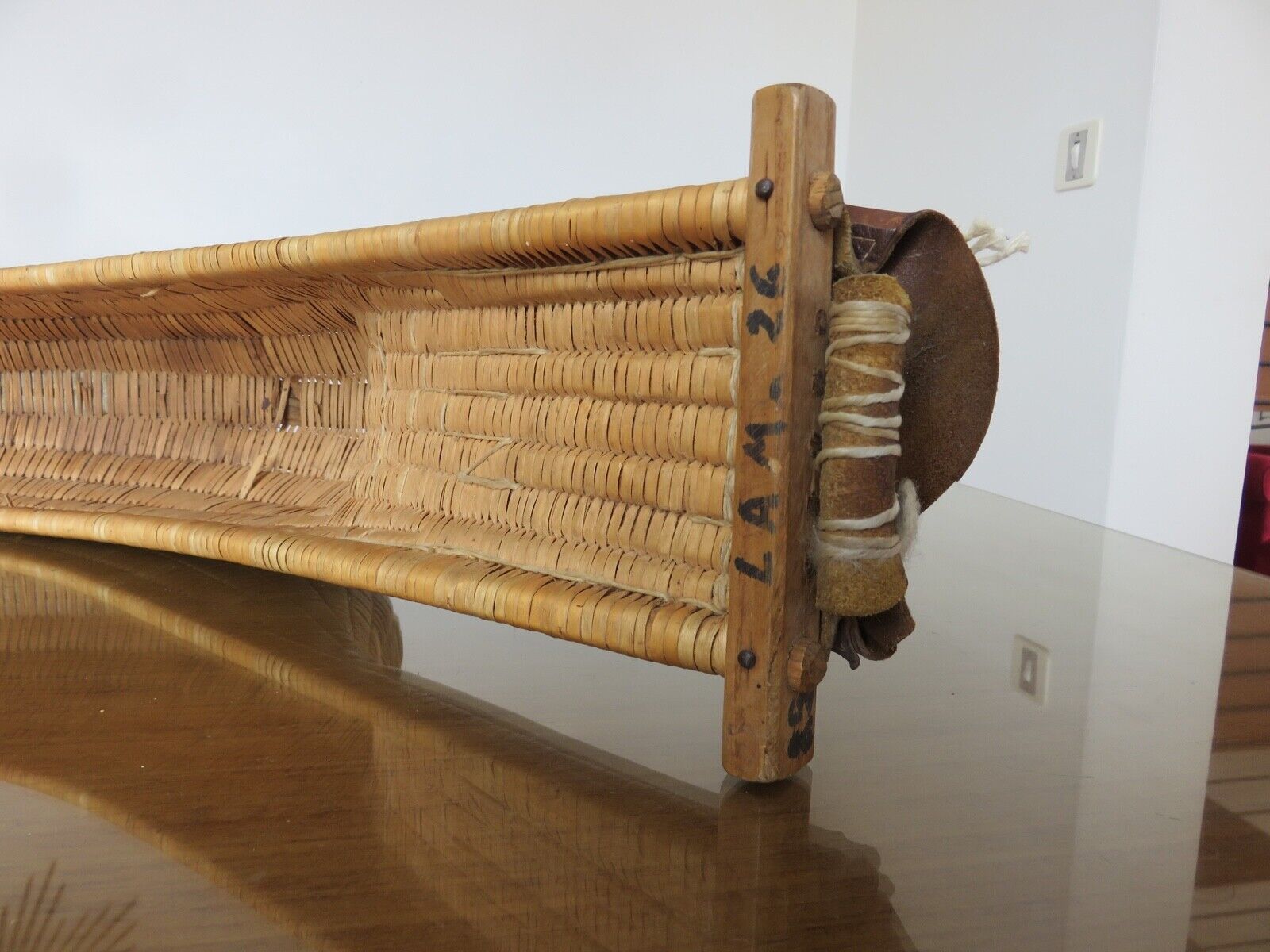 Old chistera big glove Basque country