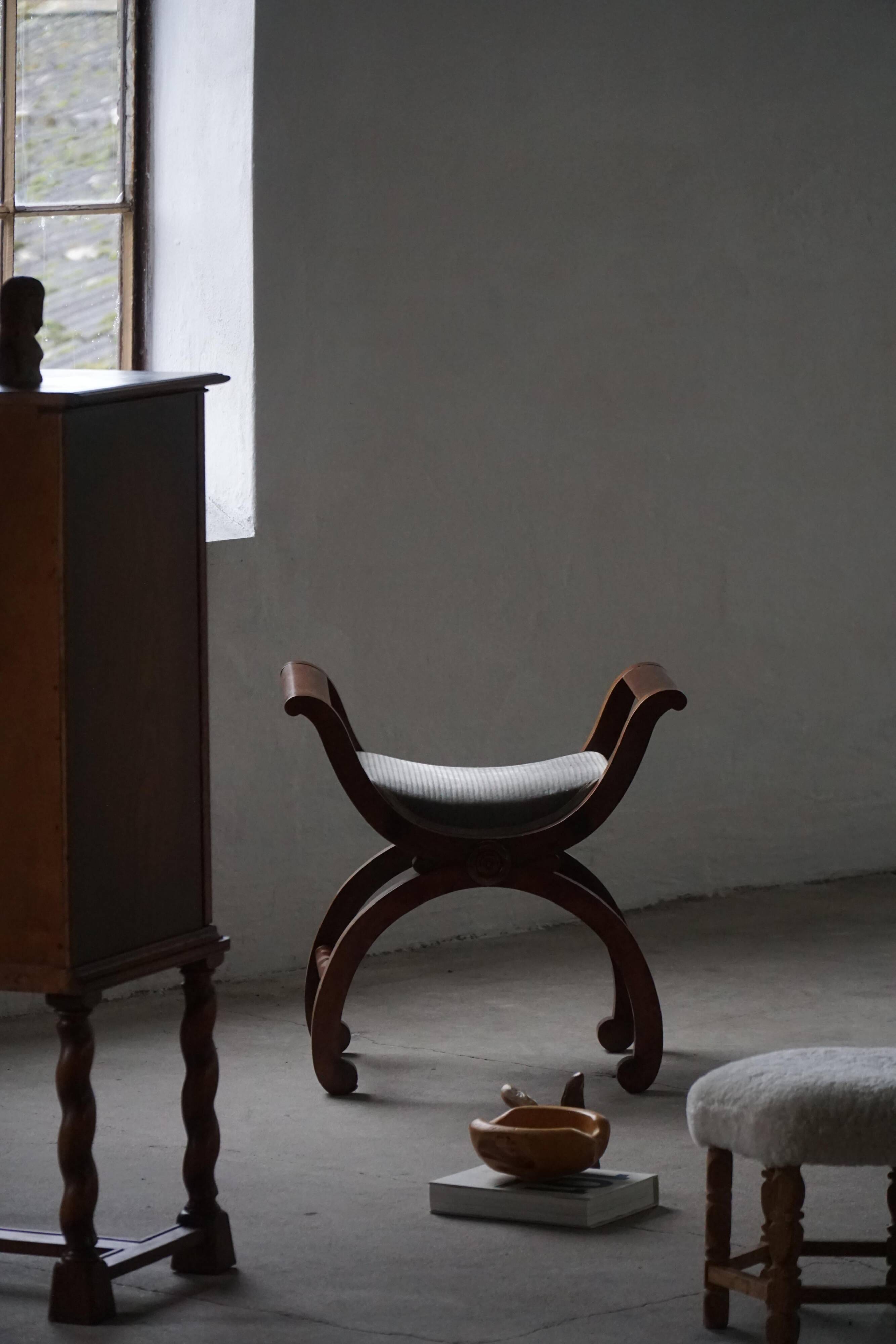 Empire-style Danish piano chair/stool with velvet seat, early 1900s.