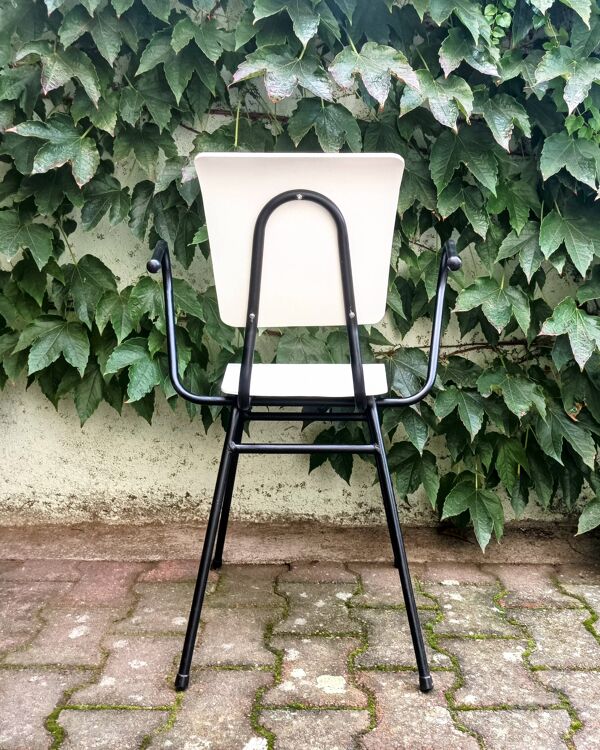 Fauteuil tubulaire par Jacques Hitier