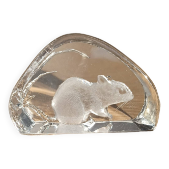 Figurine de souris en cristal de Mats Jonasson.