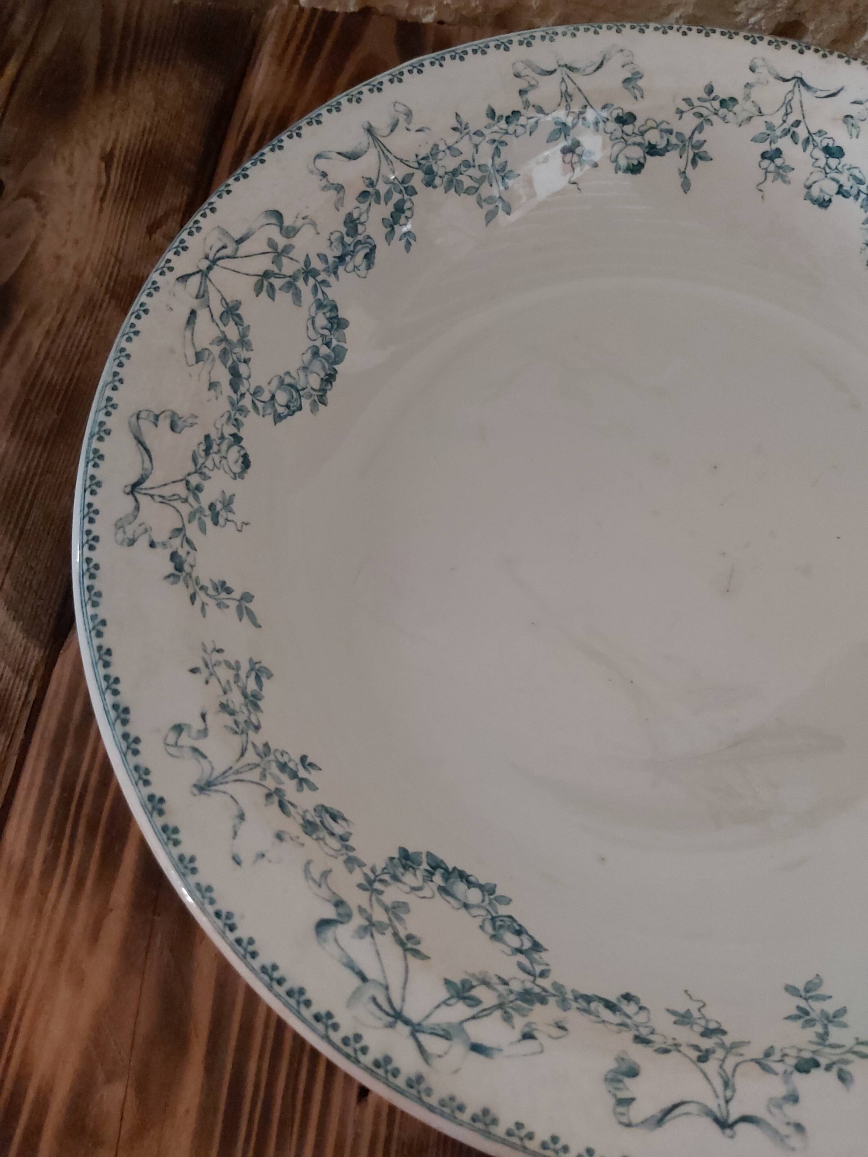 Hollow round dish Sarreguemines